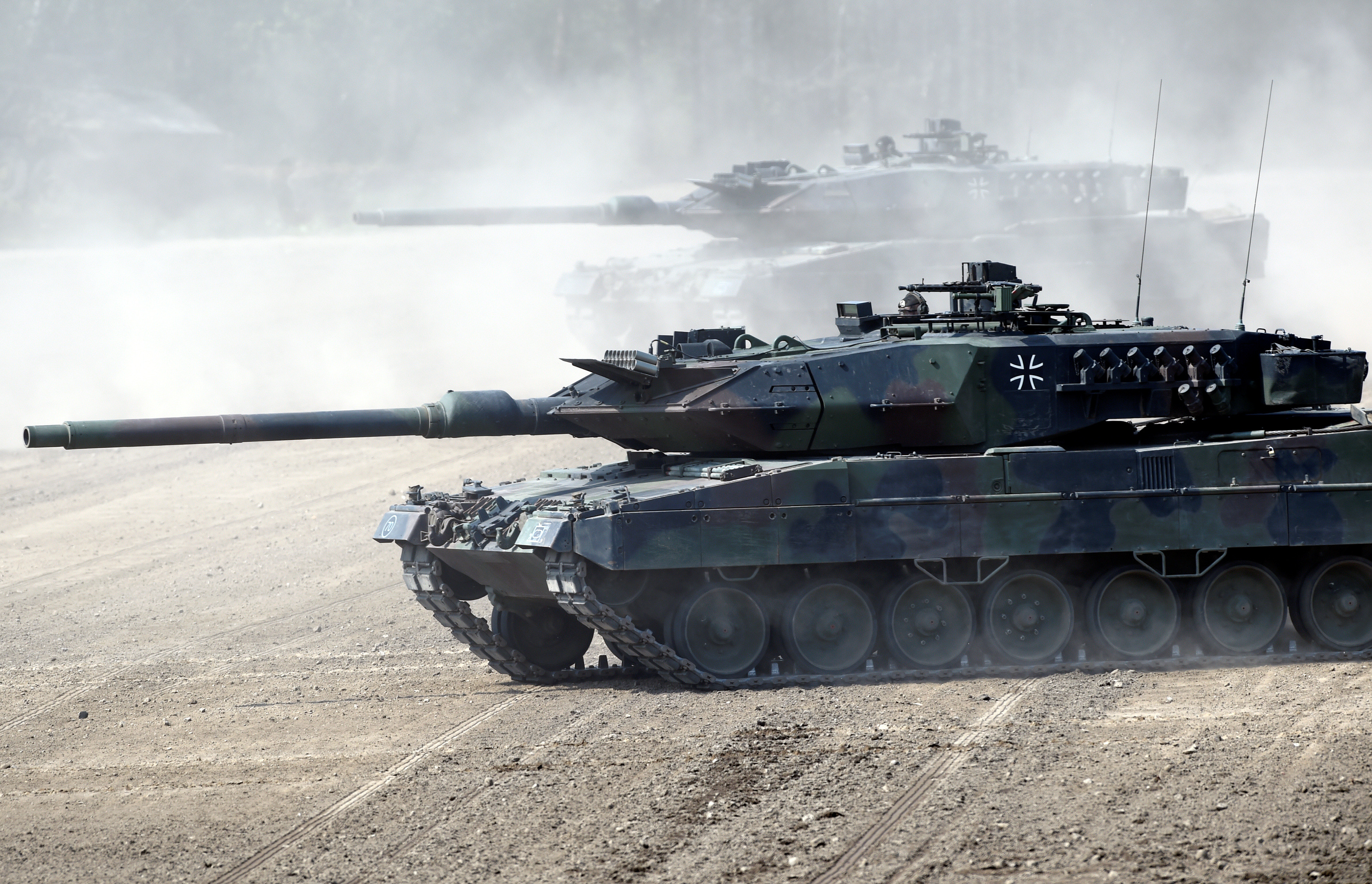 Ya es oficial: Canadá transferirá 4 tanques Leopard 2 a Ucrania Ya es oficial: Canadá transferirá 4 tanques Leopard 2 a Ucrania