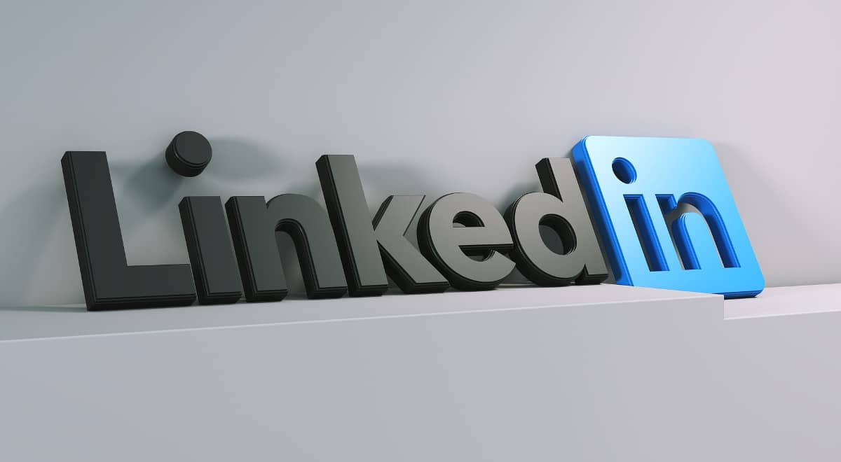 LinkedIn ya está disponible en ucraniano LinkedIn ya está disponible en ucraniano