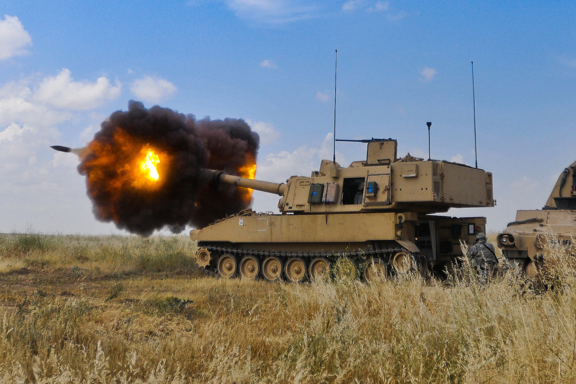 Oleksiy Reznikov: Ucrania ya ha recibido cañones autopropulsados M109 y misiles antibuque Harpoon Oleksiy Reznikov: Ucrania ya ha recibido cañones autopropulsados M109 y misiles antibuque Harpoon