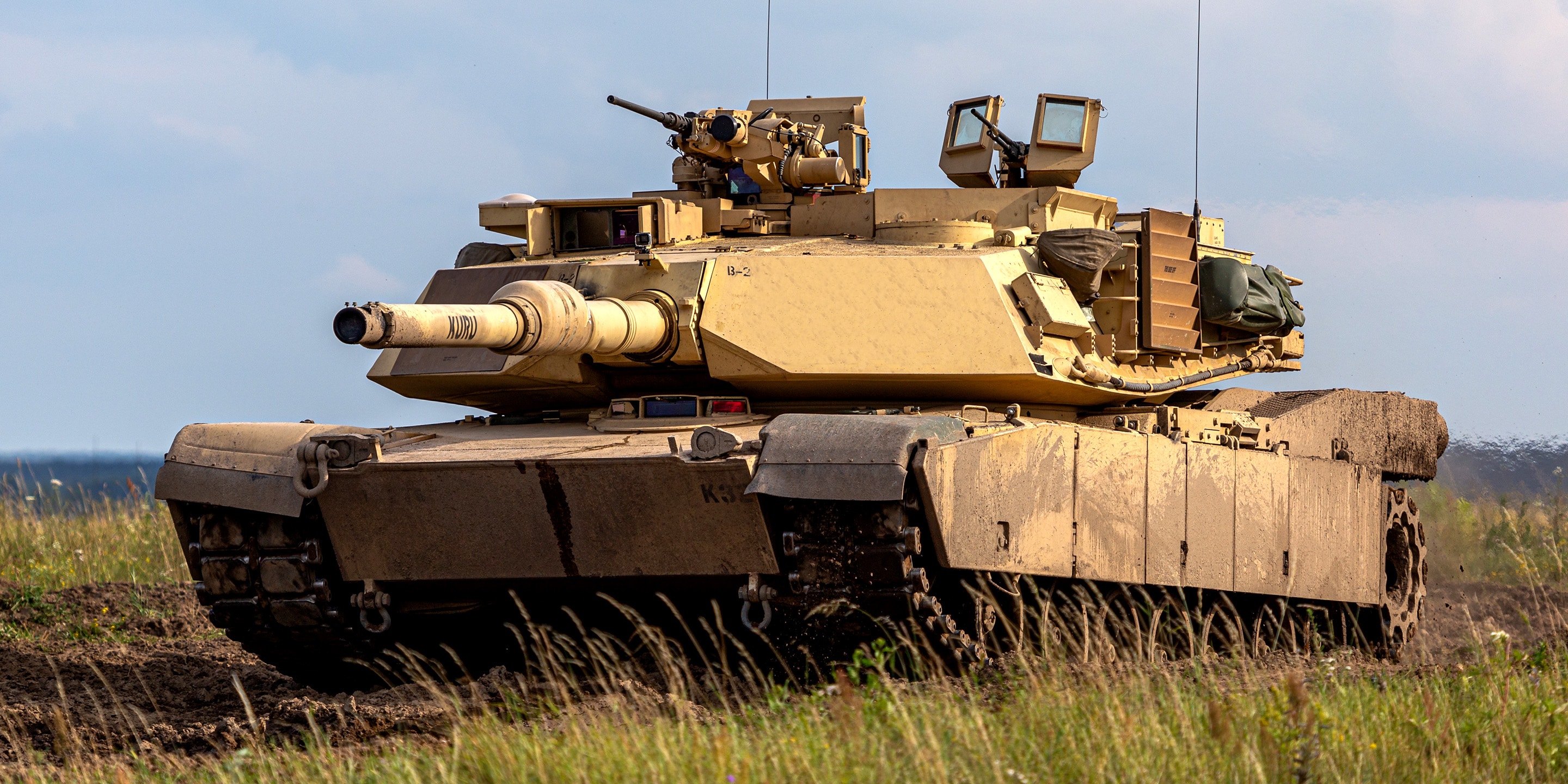 Más de 200 militares ucranianos han completado en Alemania un programa de formación para utilizar carros de combate M1 Abrams, pero todavía no volverán al campo de batalla. Más de 200 militares ucranianos han completado en Alemania un programa de formación para utilizar carros de combate M1 Abrams, pero todavía no volverán al campo de batalla.