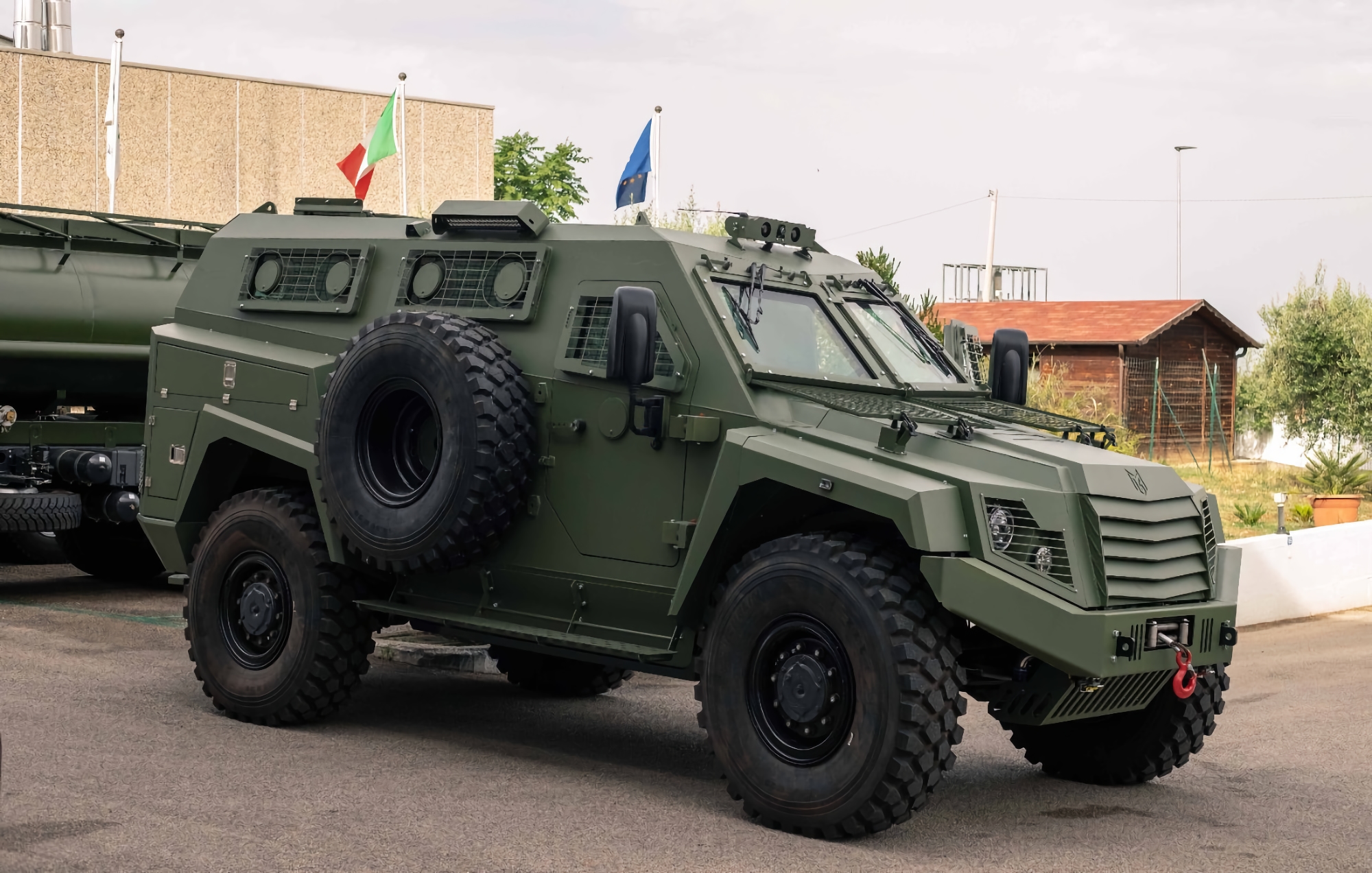 El ejército ucraniano utilizará vehículos blindados italianos MLS SHIELD El ejército ucraniano utilizará vehículos blindados italianos MLS SHIELD