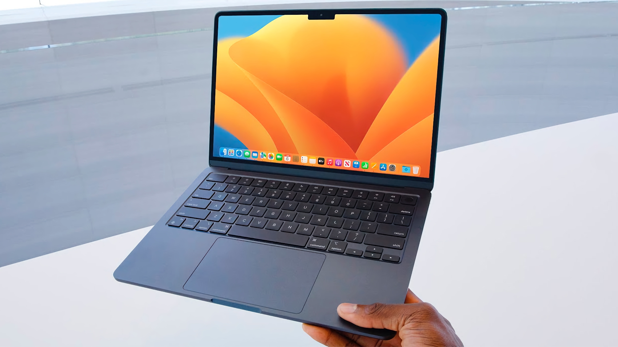 Ya es oficial: Apple comenzará a vender el nuevo MacBook Air con el chip M2 el 15 de julio Ya es oficial: Apple comenzará a vender el nuevo MacBook Air con el chip M2 el 15 de julio