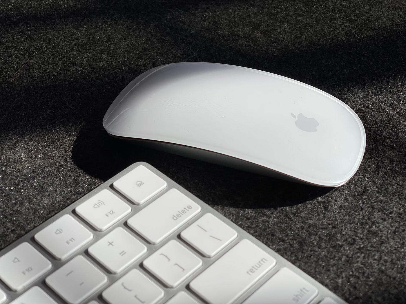 Apple desvelará Magic Keyboard, Magic Mouse y Magic Trackpad con puertos USB-C en la presentación de Scary Fast Apple desvelará Magic Keyboard, Magic Mouse y Magic Trackpad con puertos USB-C en la presentación de Scary Fast