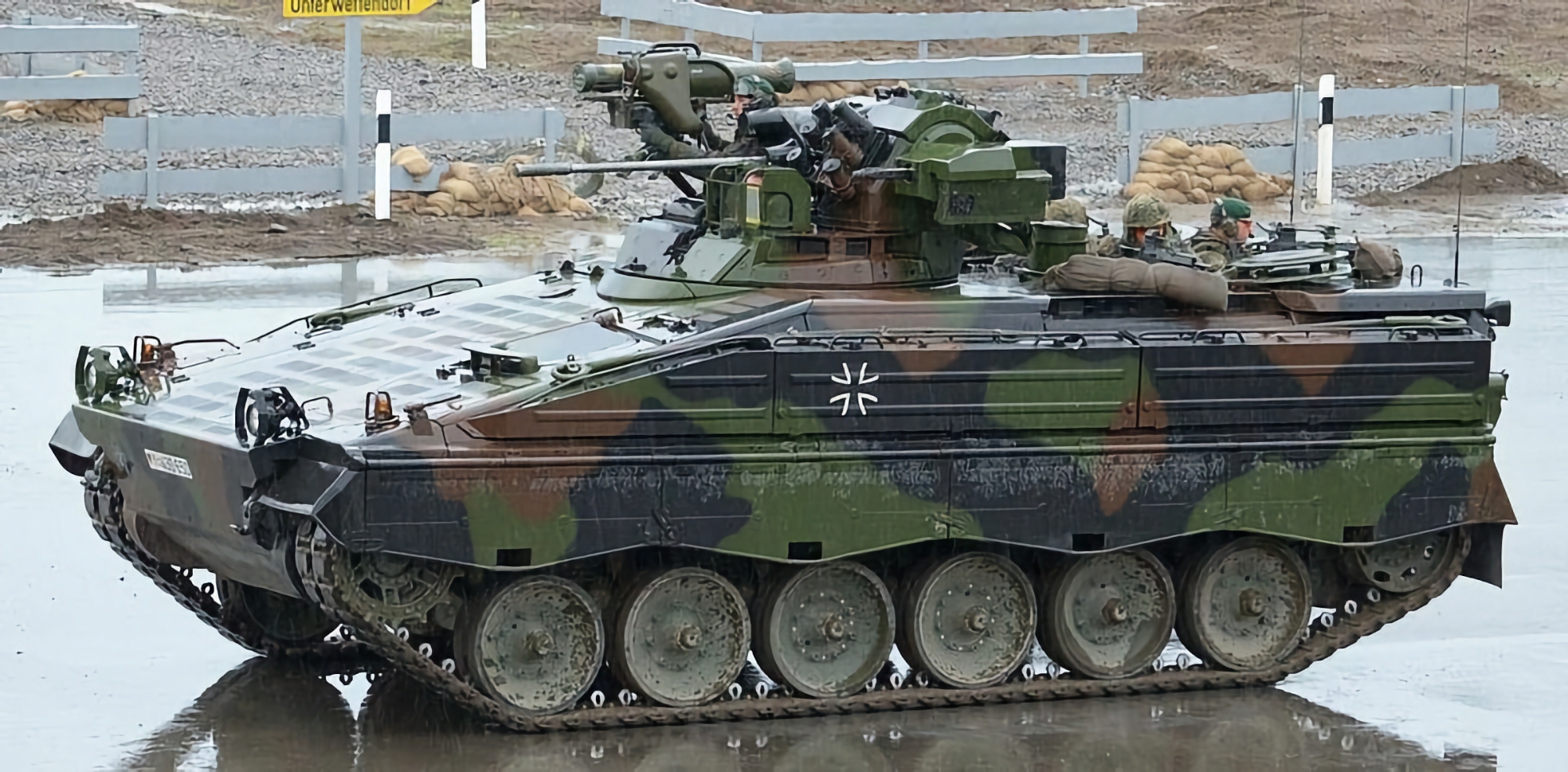 Alemania ha encargado a Rheinmetall un lote adicional de vehículos de combate de infantería Marder 1A3 para el ejército ucraniano. Alemania ha encargado a Rheinmetall un lote adicional de vehículos de combate de infantería Marder 1A3 para el ejército ucraniano.