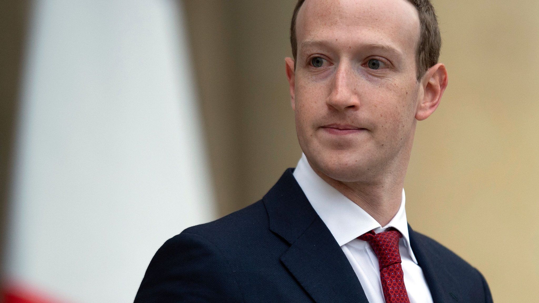 Ucrania pide a Mark Zuckerberg que bloquee Facebook e Instagram en Rusia Ucrania pide a Mark Zuckerberg que bloquee Facebook e Instagram en Rusia