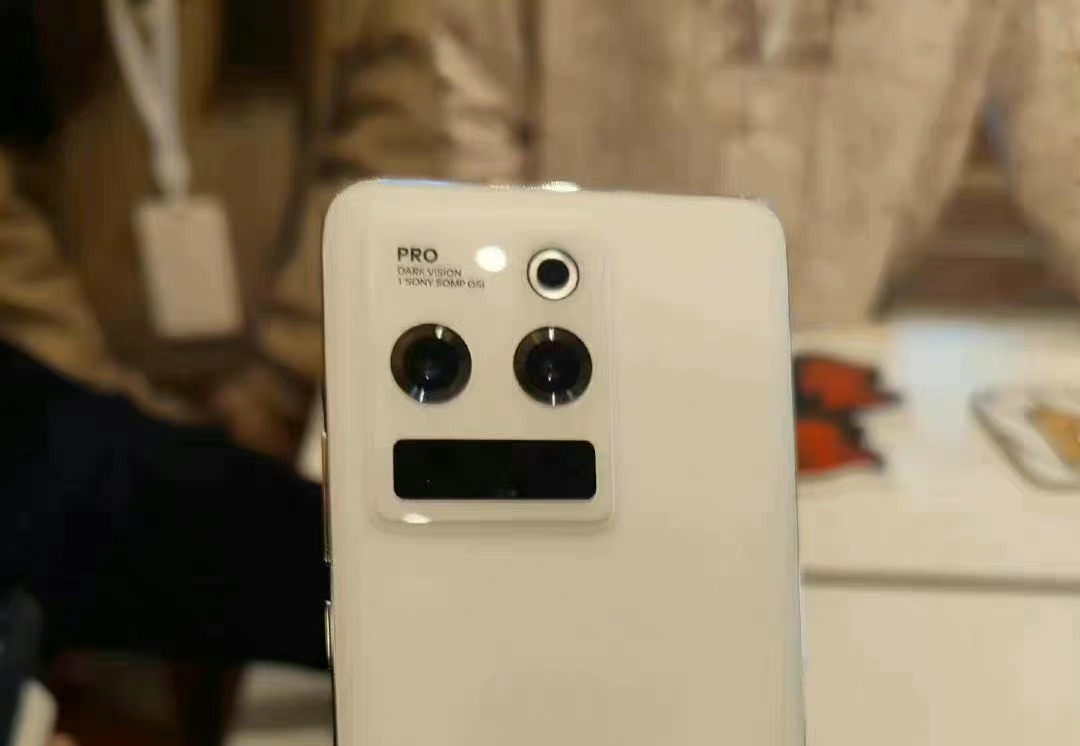 Insider publica una foto del buque insignia Meizu 20 Pro