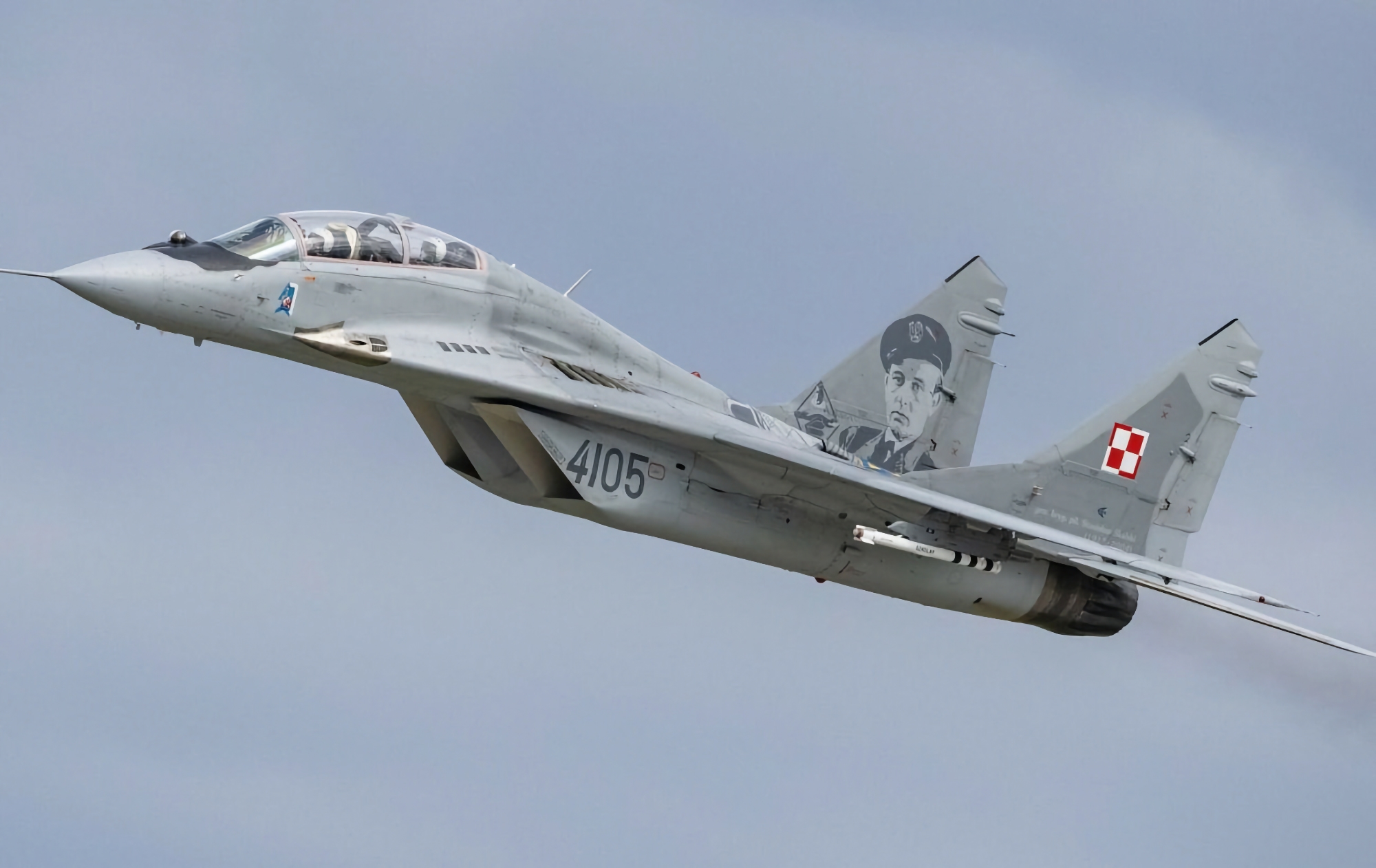 Tras Eslovaquia: Polonia transfiere a Ucrania el primer lote de cazas MiG-29 Tras Eslovaquia: Polonia transfiere a Ucrania el primer lote de cazas MiG-29