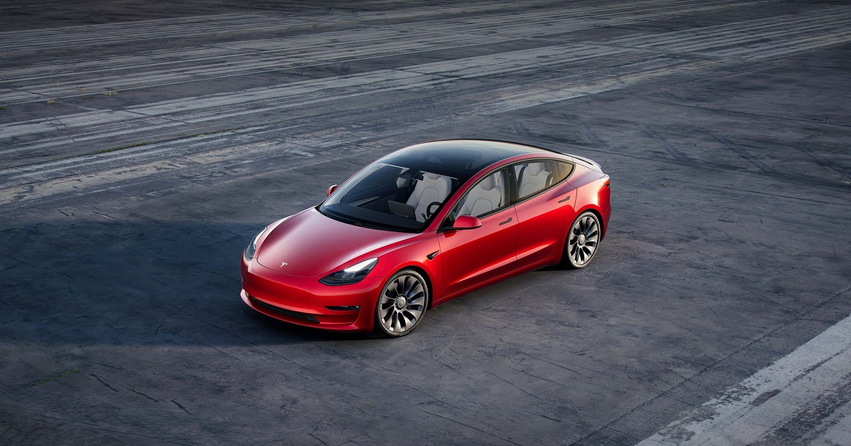 Tesla ha informado de dos accidentes mortales en los que se han visto implicados coches eléctricos Model 3 con el sistema de asistencia al conductor Autopilot Tesla ha informado de dos accidentes mortales en los que se han visto implicados coches eléctricos Model 3 con el sistema de asistencia al conductor Autopilot