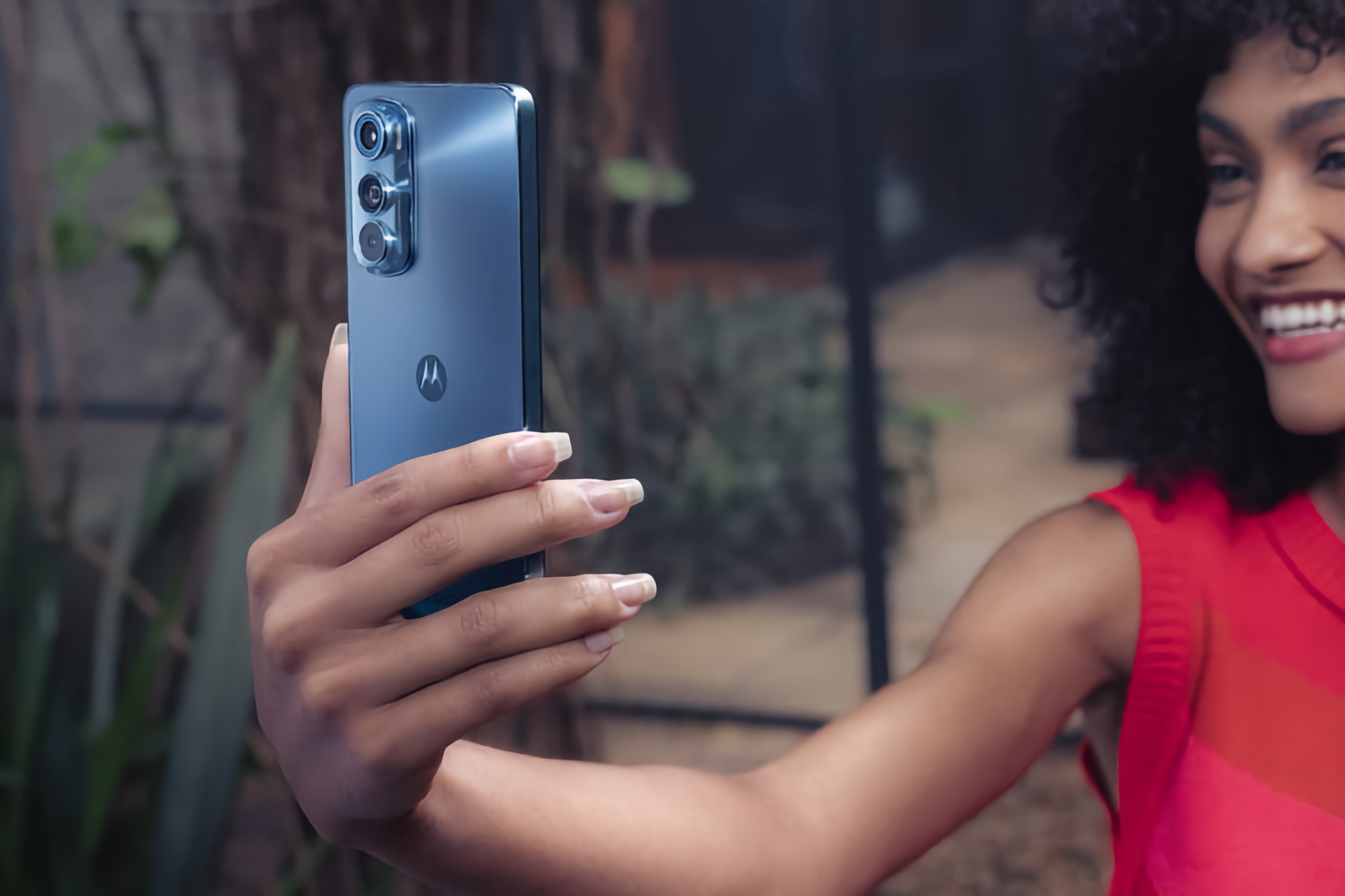 Motorola Edge 30: pantalla OLED de 144Hz, chip Snapdragon 778G+ y triple cámara de 50MP por 450 euros Motorola Edge 30: pantalla OLED de 144Hz, chip Snapdragon 778G+ y triple cámara de 50MP por 450 euros