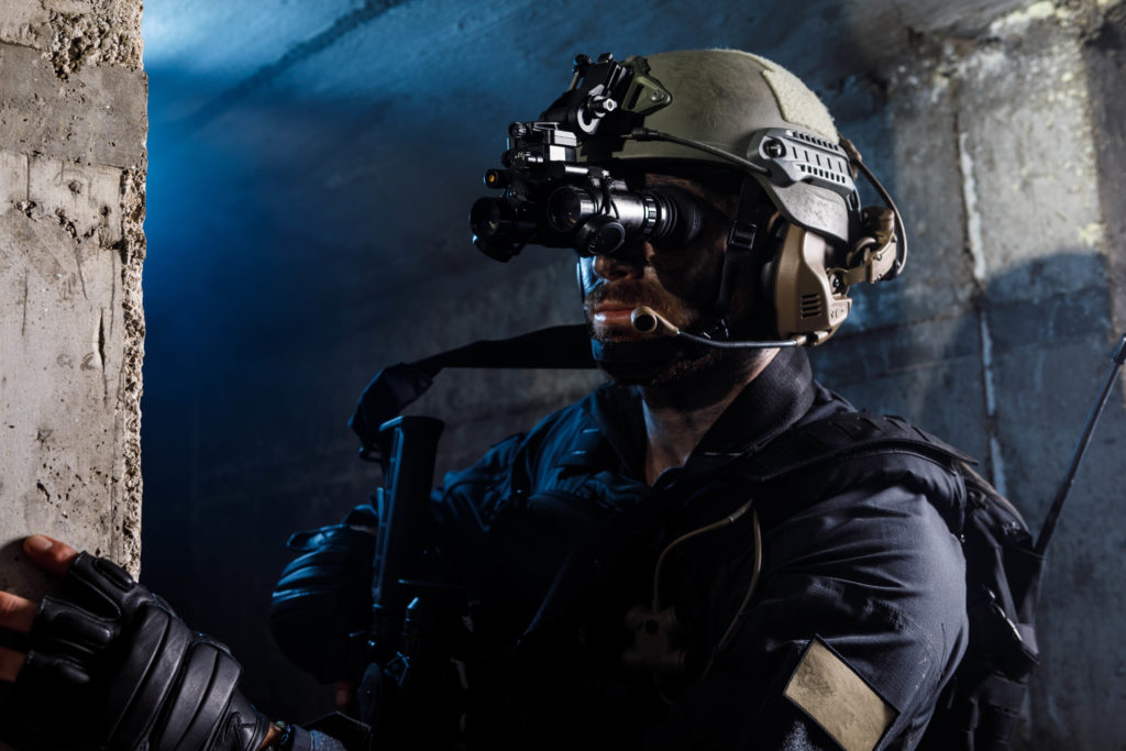 El ejército británico ha encargado a Elbit Systems gafas de visión nocturna XACT nv33 por valor de 17 millones de libras. El ejército británico ha encargado a Elbit Systems gafas de visión nocturna XACT nv33 por valor de 17 millones de libras.