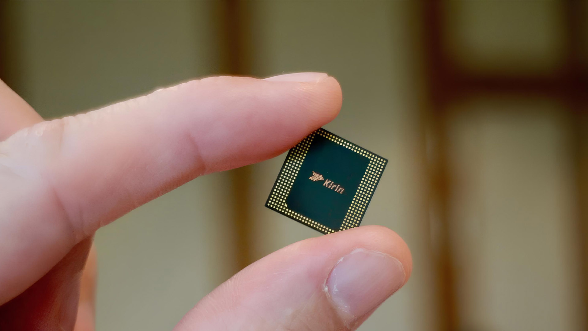 Insider: El smartphone plegable Huawei Mate XT debutará con el nuevo chip insignia Kirin