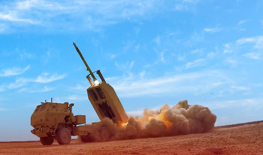 Miles de proyectiles GMLRS, cientos de misiles AGM-158 JASSM, AIM-120 AMRAAM y más: el Pentágono solicitará 170.000 millones de dólares para armamento de la Fuerza Aérea, la Armada y el Ejército de Tierra de EE.UU.