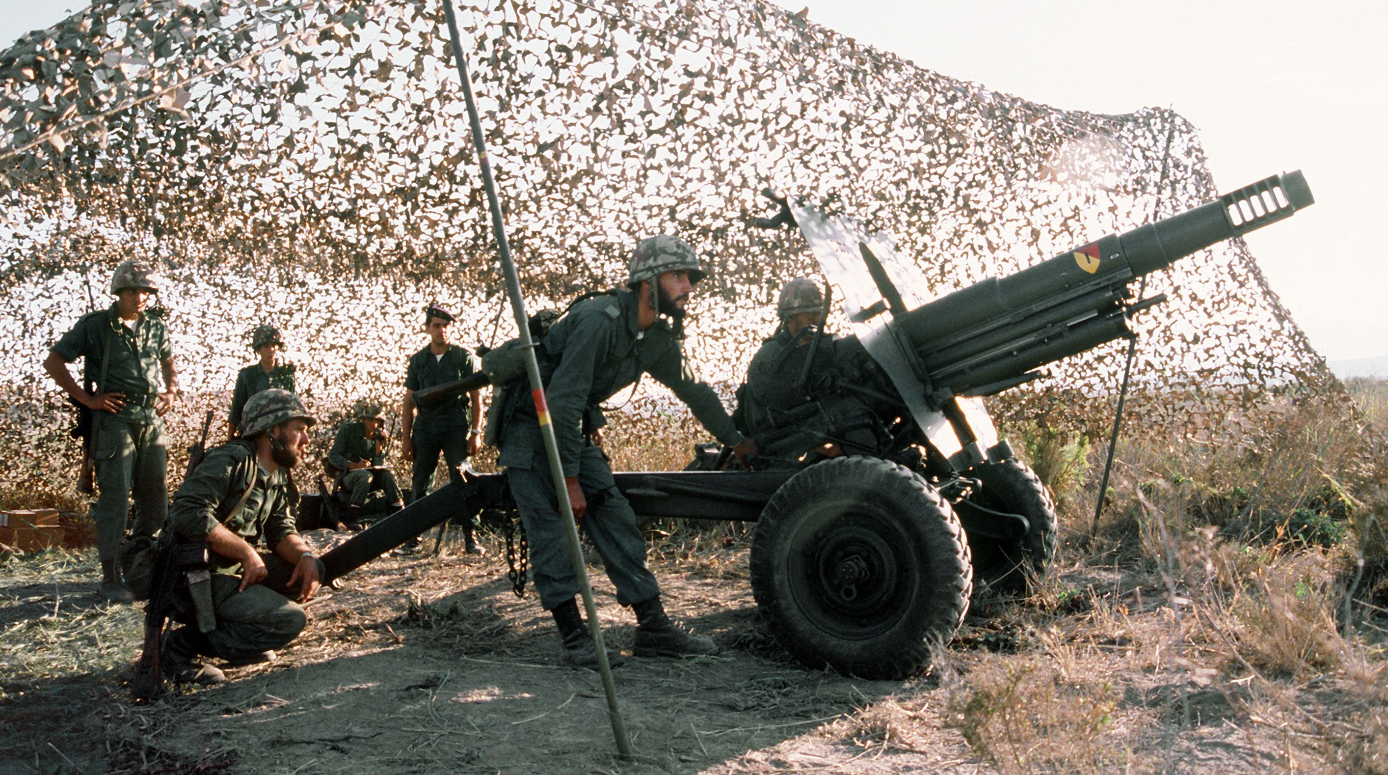 Las AFU recibirán seis obuses italianos OTO Melara Mod 56 de 105 mm de calibre, que pueden alcanzar objetivos a una distancia de hasta 10 km Las AFU recibirán seis obuses italianos OTO Melara Mod 56 de 105 mm de calibre, que pueden alcanzar objetivos a una distancia de hasta 10 km