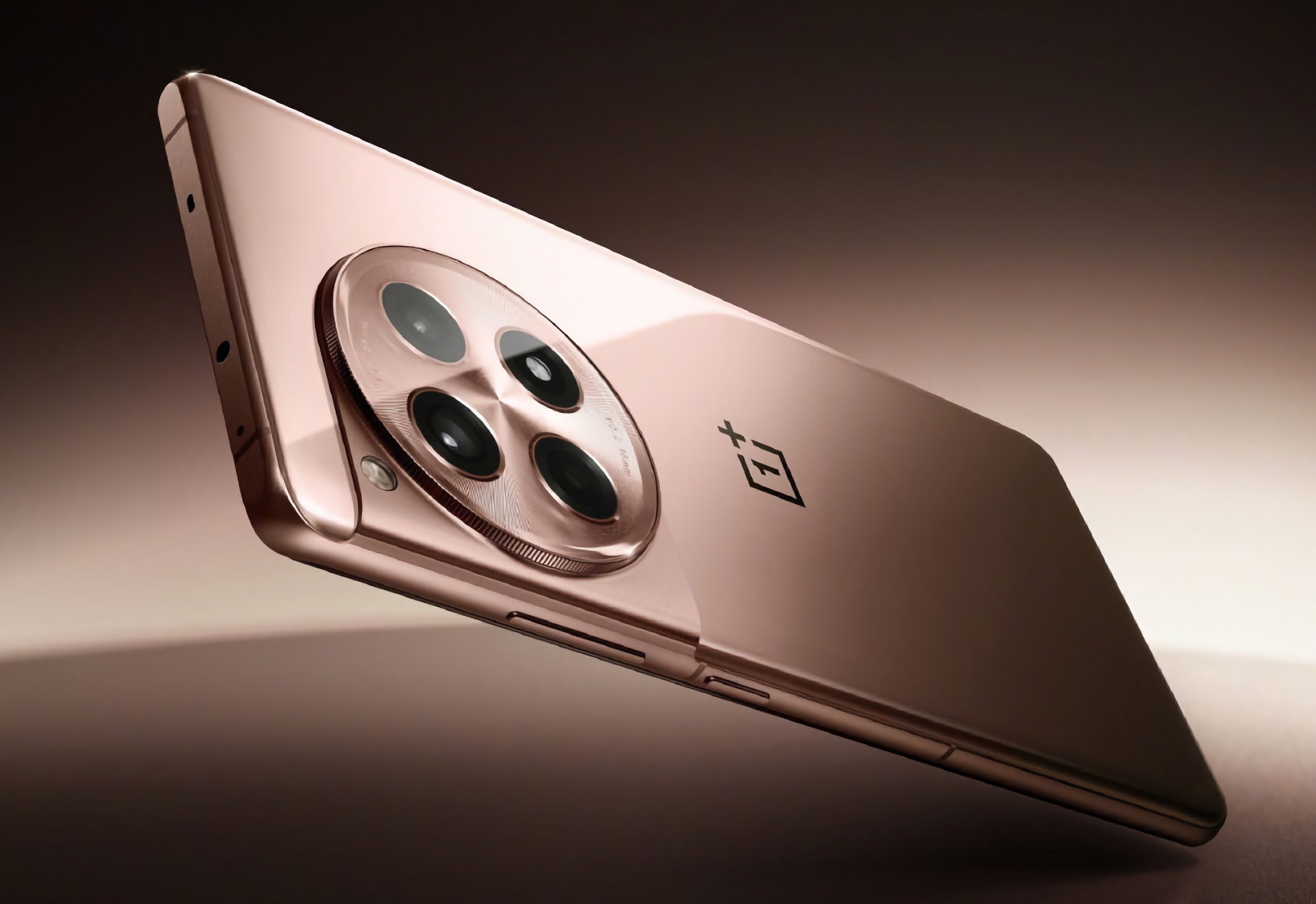 Sin esperar a la presentación: OnePlus ha desvelado cómo será el OnePlus Ace 3 (también conocido como OnePlus 12R) en color Mingsha Gold Sin esperar a la presentación: OnePlus ha desvelado cómo será el OnePlus Ace 3 (también conocido como OnePlus 12R) en color Mingsha Gold