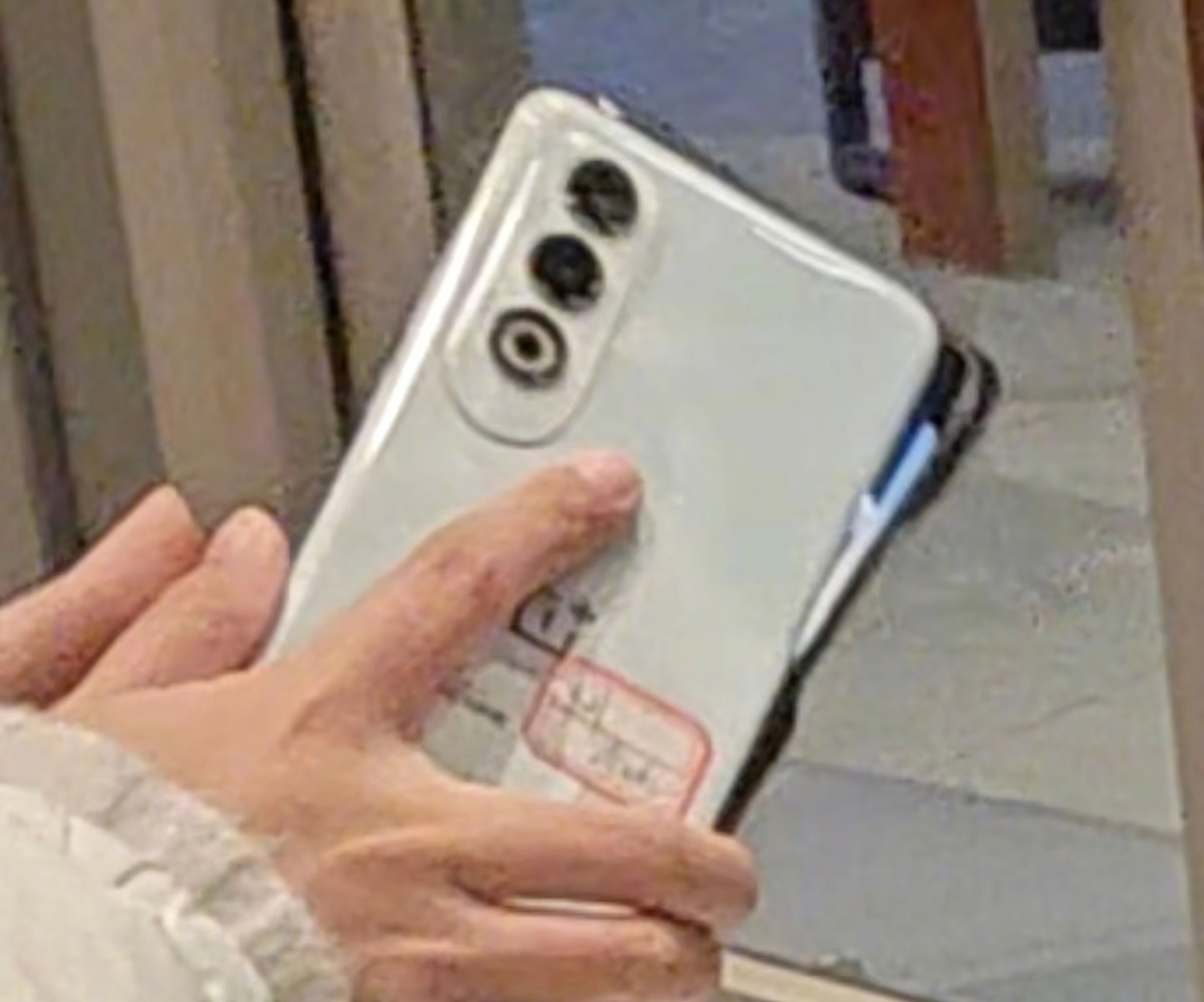 OnePlus Ace 3V (también conocido como OnePlus Nord 4) con un nuevo diseño ha aparecido en una foto OnePlus Ace 3V (también conocido como OnePlus Nord 4) con un nuevo diseño ha aparecido en una foto