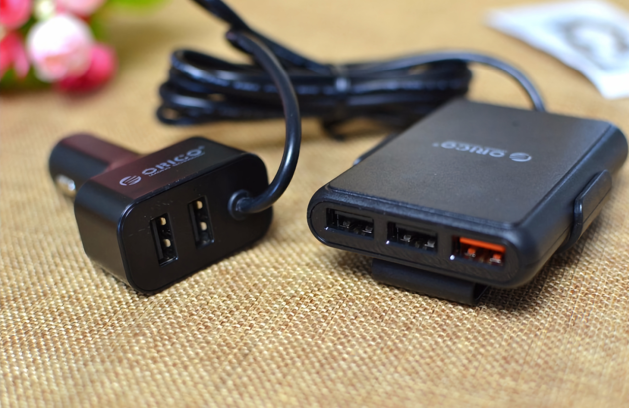 Cargador para auto Orico con extensor, cinco puertos USB y soporte Quick Charge 3.0 por $16 Cargador para auto Orico con extensor, cinco puertos USB y soporte Quick Charge 3.0 por $16