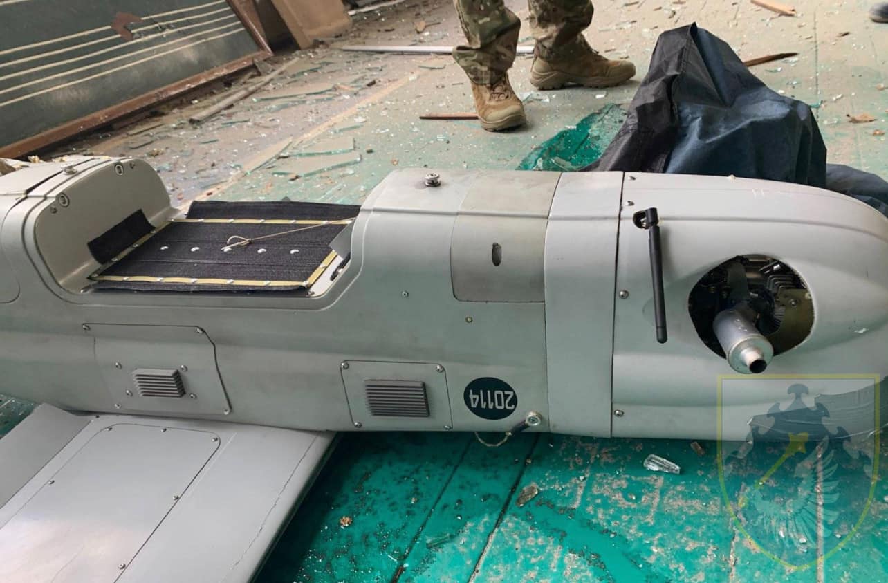 El Mando del Ejército del Aire mostró otro UAV ruso Orlan-10 derribado: esto es lo que queda de él El Mando del Ejército del Aire mostró otro UAV ruso Orlan-10 derribado: esto es lo que queda de él