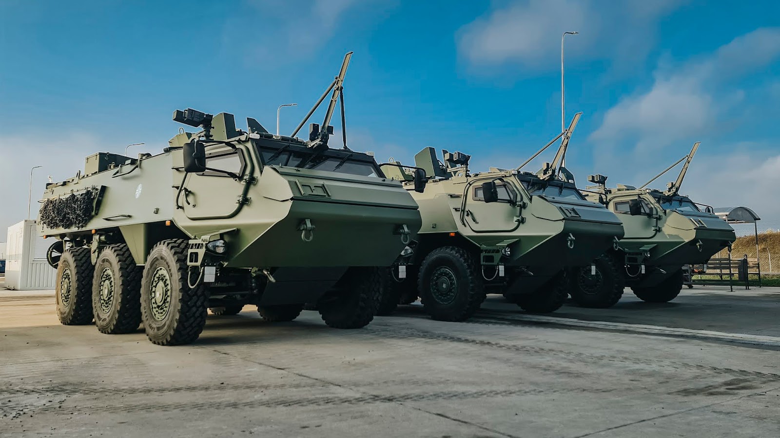 Contrato por 470 millones de euros: Suecia compra a Finlandia un gran lote de vehículos blindados de transporte de tropas Patria 6×6 Contrato por 470 millones de euros: Suecia compra a Finlandia un gran lote de vehículos blindados de transporte de tropas Patria 6×6