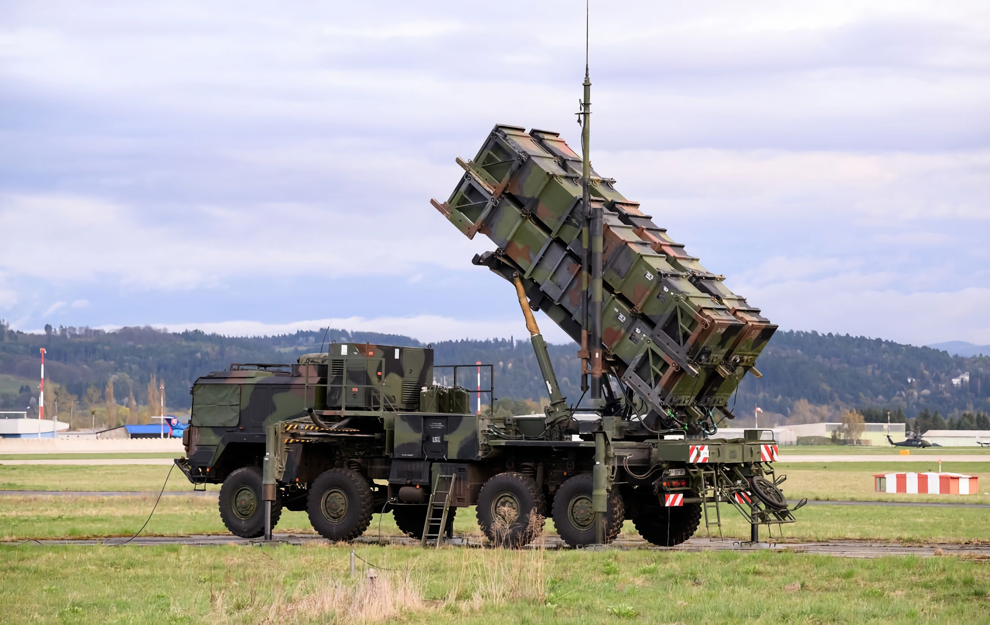 Misiles avanzados para Patriot y Hawk: El Pentágono prepara un nuevo paquete de ayuda militar de 2.000.000.000 de dólares para Ucrania Misiles avanzados para Patriot y Hawk: El Pentágono prepara un nuevo paquete de ayuda militar de 2.000.000.000 de dólares para Ucrania