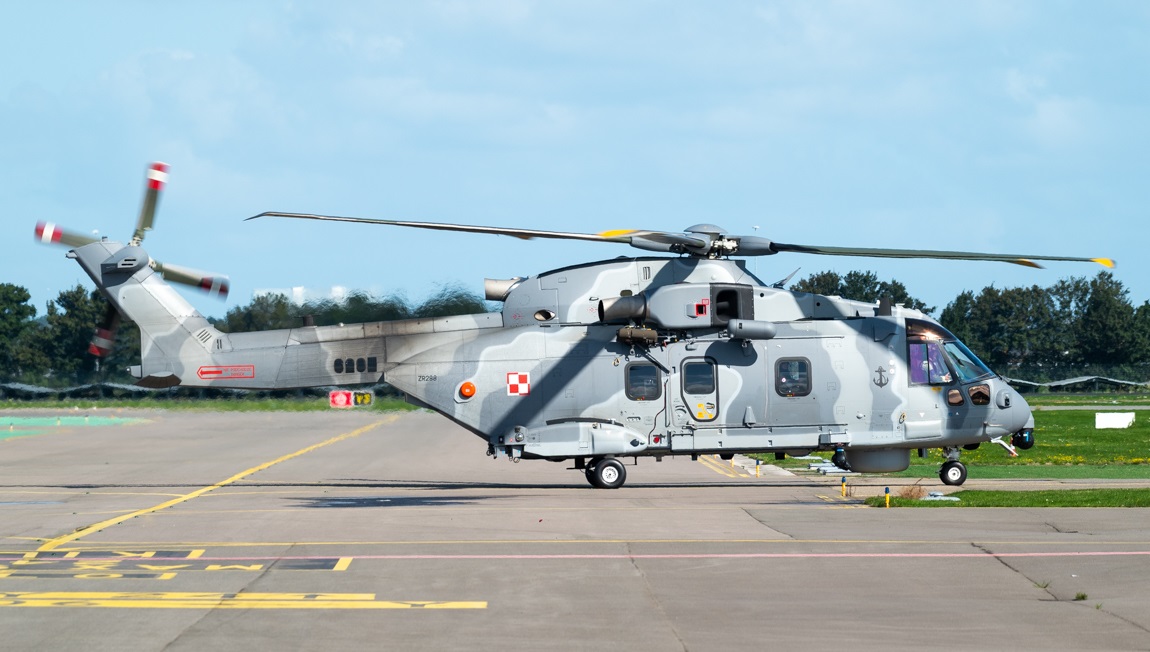 Polonia recibirá el primer helicóptero antisubmarino Leonardo AW101 Merlin en virtud de un contrato de 415 millones de dólares Polonia recibirá el primer helicóptero antisubmarino Leonardo AW101 Merlin en virtud de un contrato de 415 millones de dólares