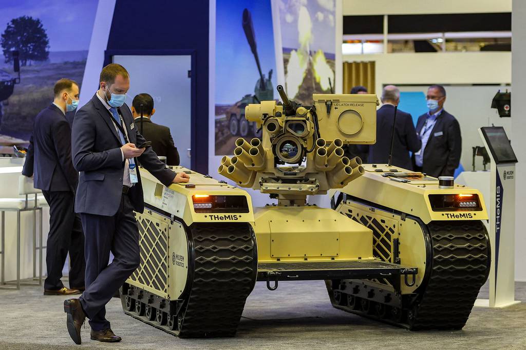 España compra el carro de combate robotizado THeMIS España compra el carro de combate robotizado THeMIS