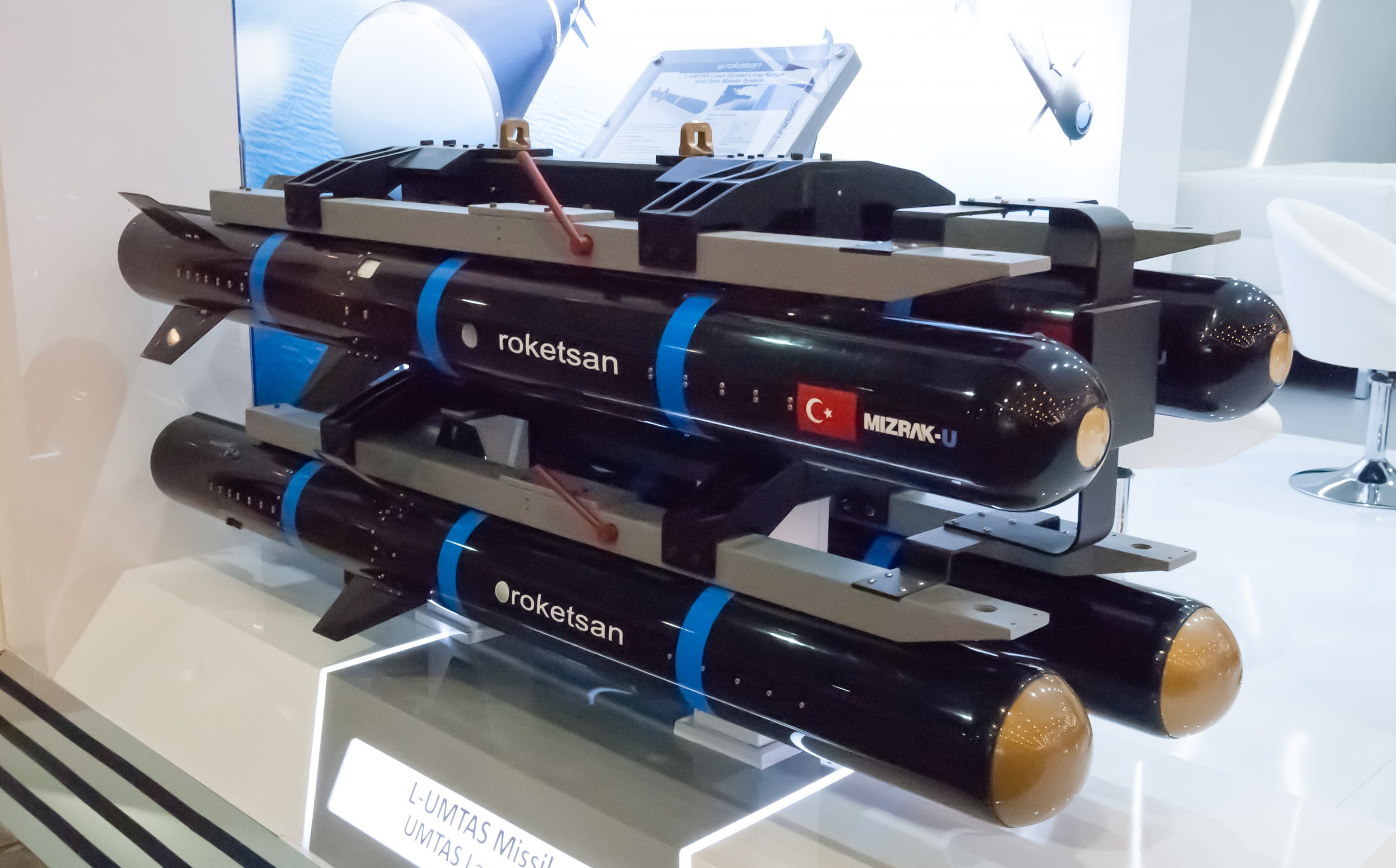 Roketsan trabaja en el misil antitanque UMTAS-GM para el helicóptero T929 ATAK-II y exporta
