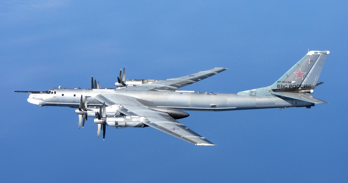 Dos bombarderos nucleares rusos Tu-95 entraron en la zona de identificación de la defensa aérea de Alaska - La Fuerza Aérea de EE.UU. los interceptó con F-16 Fighting Falcon Dos bombarderos nucleares rusos Tu-95 entraron en la zona de identificación de la defensa aérea de Alaska - La Fuerza Aérea de EE.UU. los interceptó con F-16 Fighting Falcon