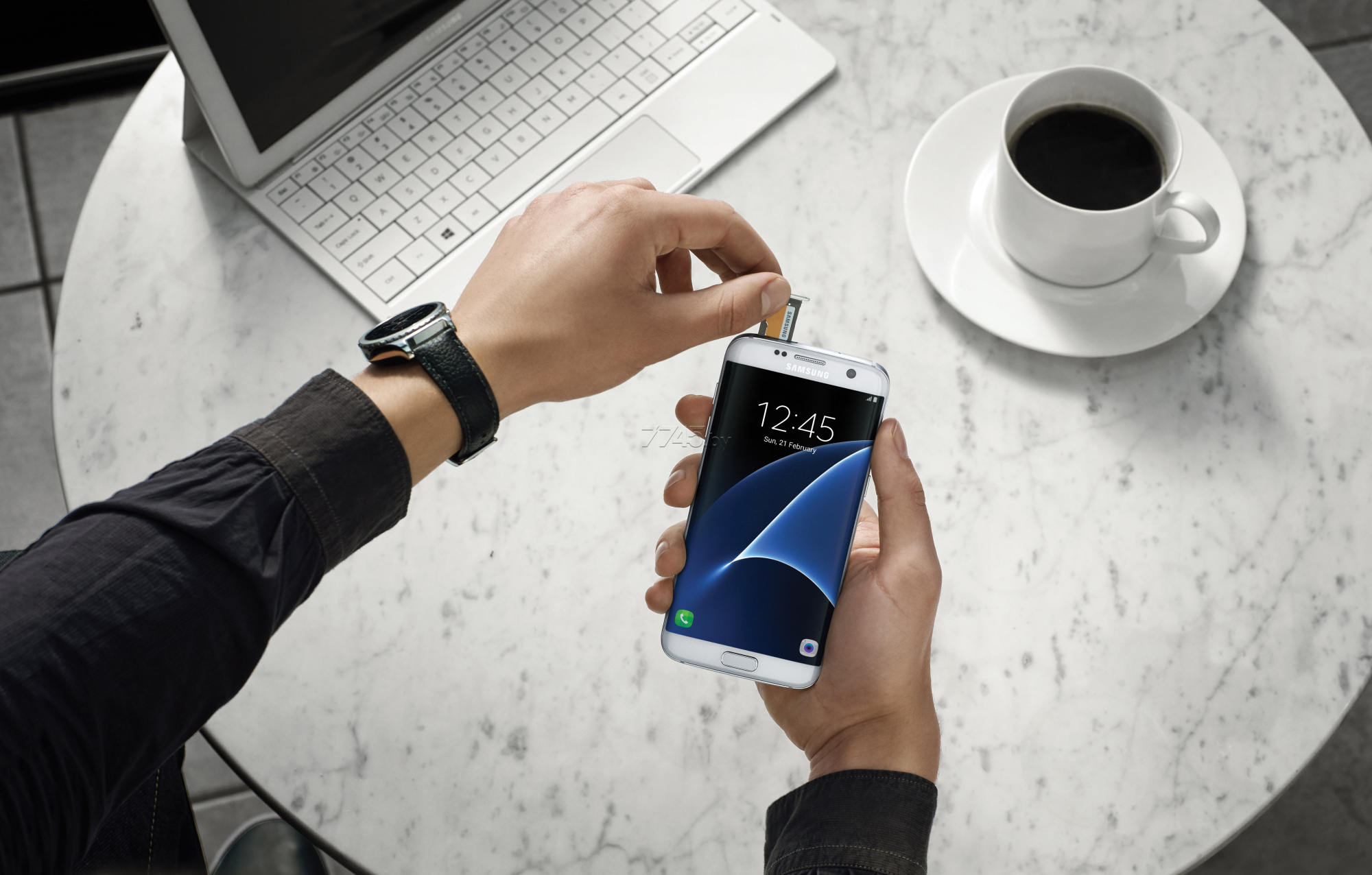 Samsung pagará una multa de 9,8 millones de dólares por la publicidad engañosa de 7(!) de sus smartphones Samsung pagará una multa de 9,8 millones de dólares por la publicidad engañosa de 7(!) de sus smartphones
