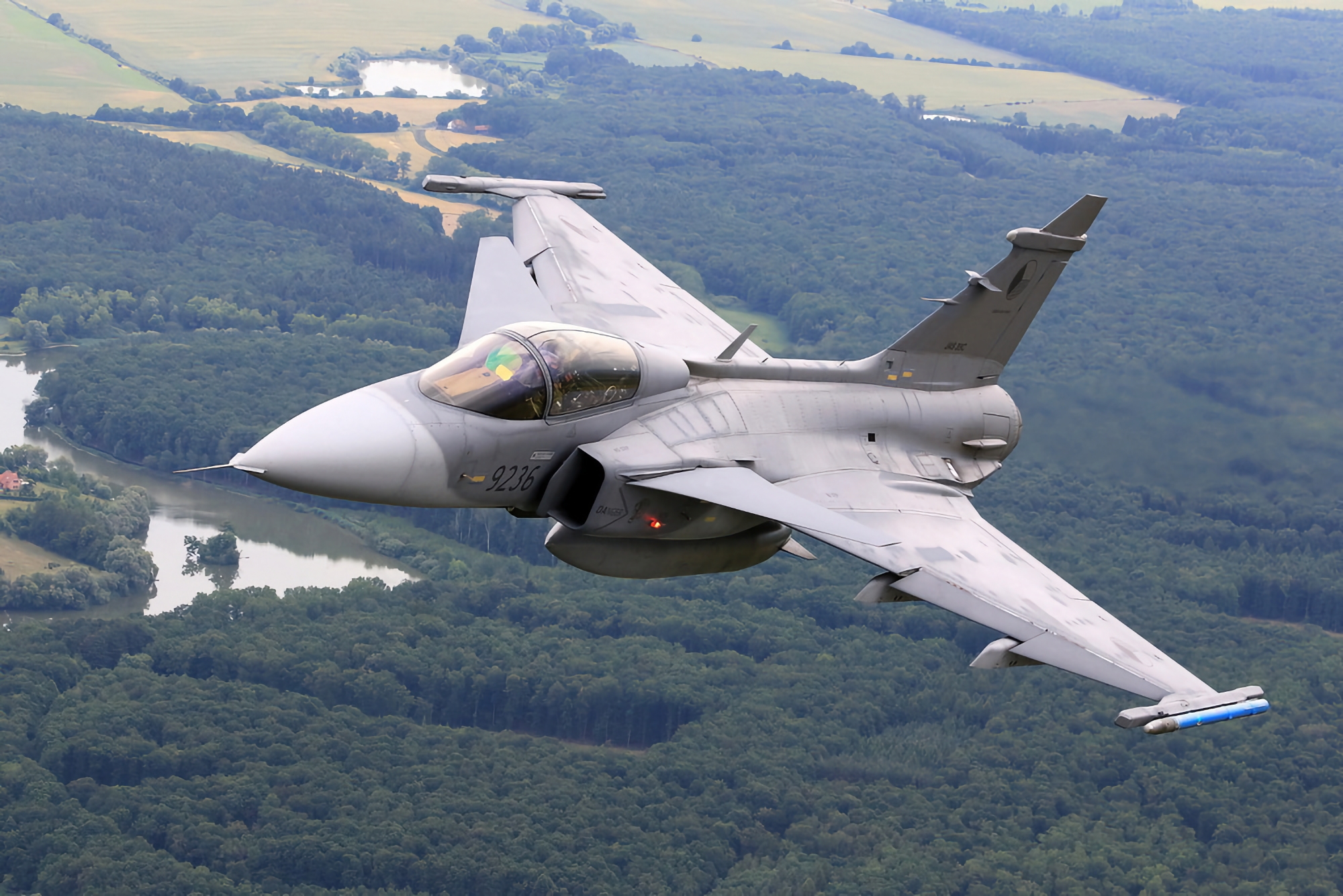 Ucrania está un paso más cerca de recibir cazas suecos Saab JAS 39 Gripen: Los pilotos ucranianos se han sometido a un programa de familiarización sobre el uso del avión Ucrania está un paso más cerca de recibir cazas suecos Saab JAS 39 Gripen: Los pilotos ucranianos se han sometido a un programa de familiarización sobre el uso del avión
