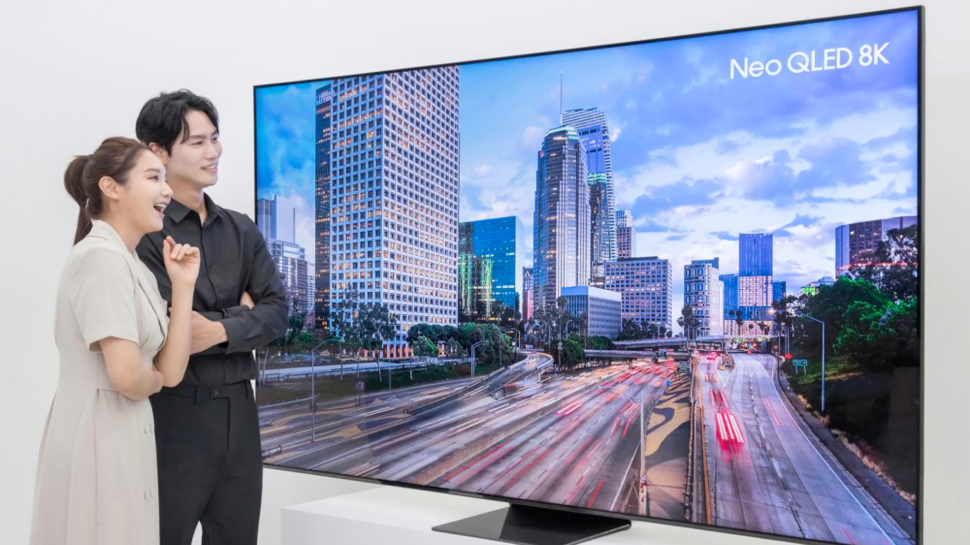 Samsung ha presentado un televisor Neo QLED 8K de 98 pulgadas con altavoces de 120W por 39.000 dólares Samsung ha presentado un televisor Neo QLED 8K de 98 pulgadas con altavoces de 120W por 39.000 dólares