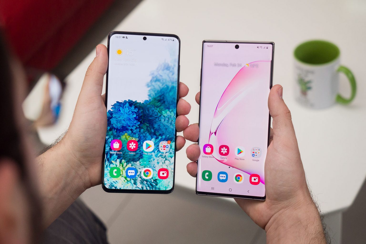 Samsung Galaxy S20 y Galaxy Note 20 recibieron la segunda versión beta de One UI 4 con Android 12 a bordo Samsung Galaxy S20 y Galaxy Note 20 recibieron la segunda versión beta de One UI 4 con Android 12 a bordo