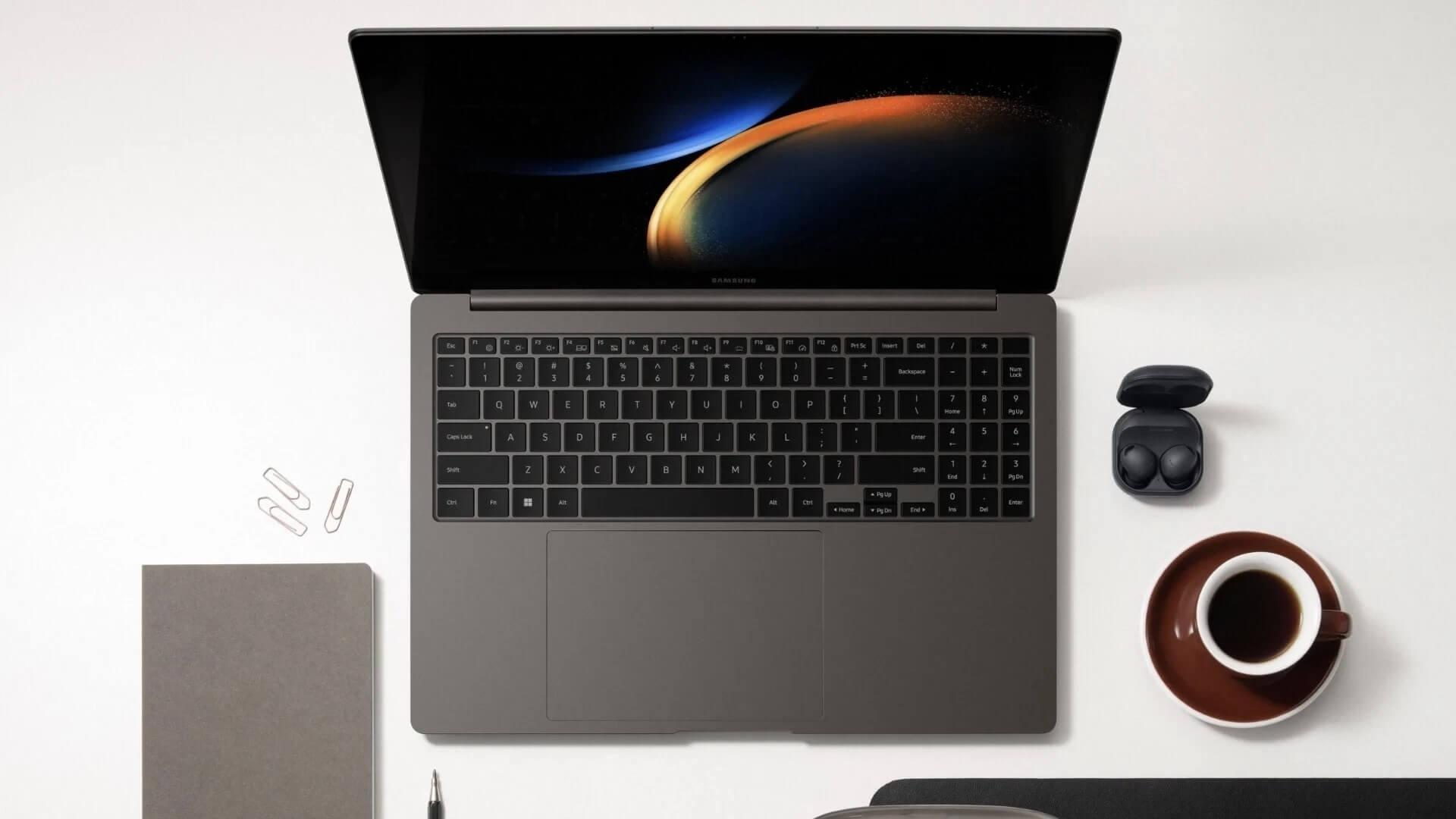 Pantalla AMOLED de 120 Hz, chips Intel Core Ultra y cuatro altavoces AKG: Las especificaciones del Samsung Galaxy Book 4 Ultra han aparecido en Internet Pantalla AMOLED de 120 Hz, chips Intel Core Ultra y cuatro altavoces AKG: Las especificaciones del Samsung Galaxy Book 4 Ultra han aparecido en Internet