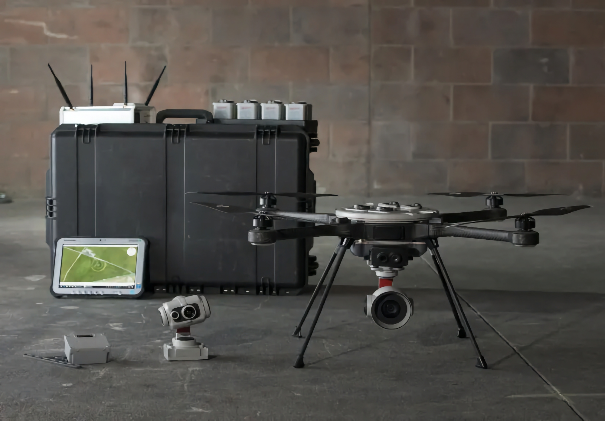 Canadá regalará a Ucrania 800 drones SkyRanger R70, pueden lanzar munición, localizar teléfonos enemigos e identificar rostros Canadá regalará a Ucrania 800 drones SkyRanger R70, pueden lanzar munición, localizar teléfonos enemigos e identificar rostros
