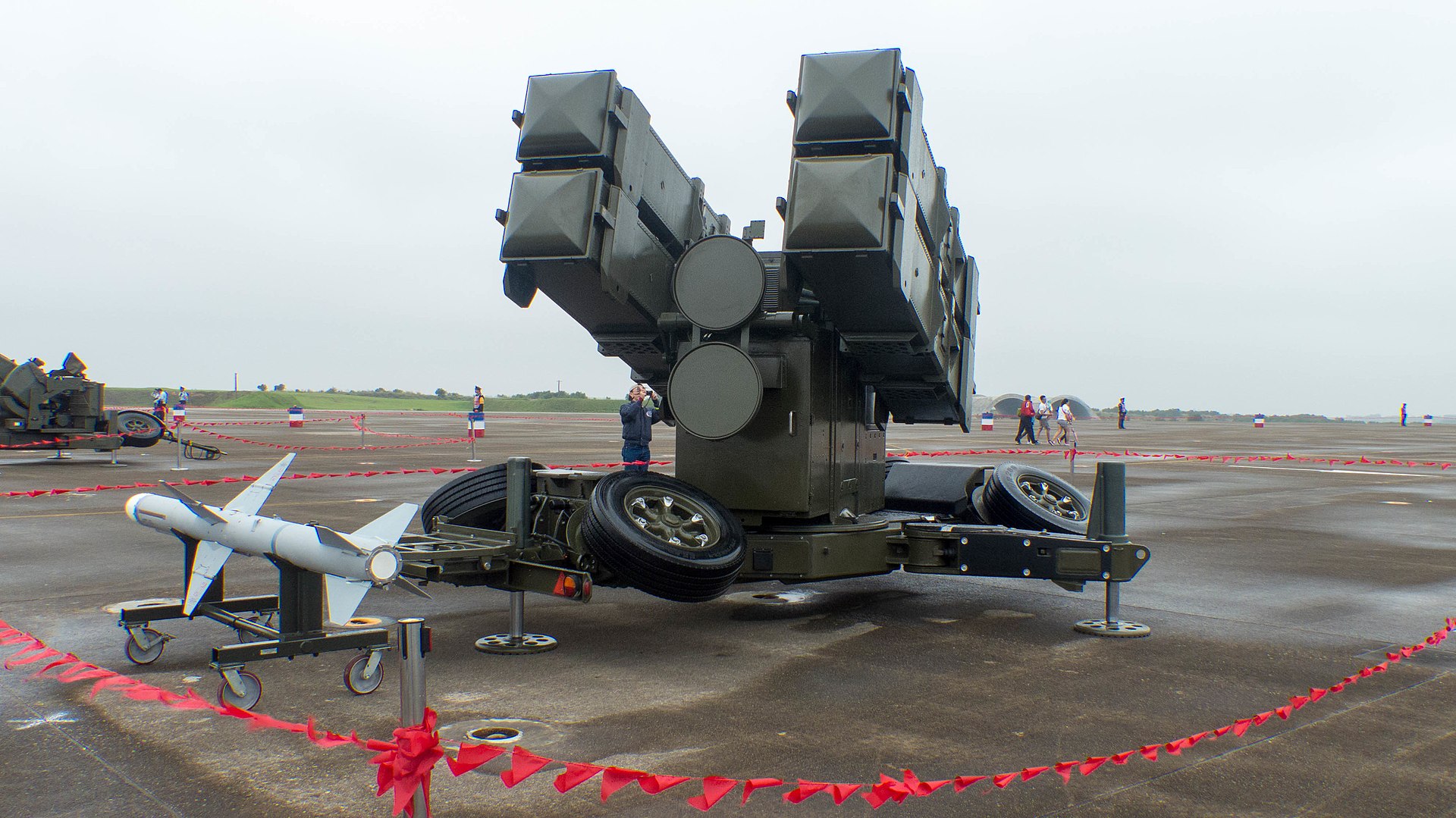 España transferirá un nuevo paquete de ayuda militar a Ucrania: a la espera de vehículos blindados M113, munición de artillería y SAMs Shorad Aspide España transferirá un nuevo paquete de ayuda militar a Ucrania: a la espera de vehículos blindados M113, munición de artillería y SAMs Shorad Aspide