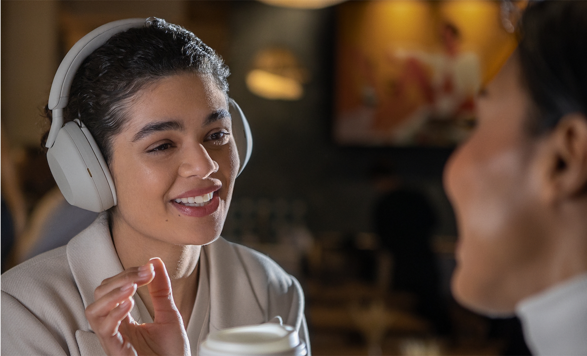 No sólo Sony Xperia 1 V: los auriculares Sony WH-1000XM5 se pueden comprar en las rebajas del Black Friday con un descuento de 71 dólares No sólo Sony Xperia 1 V: los auriculares Sony WH-1000XM5 se pueden comprar en las rebajas del Black Friday con un descuento de 71 dólares