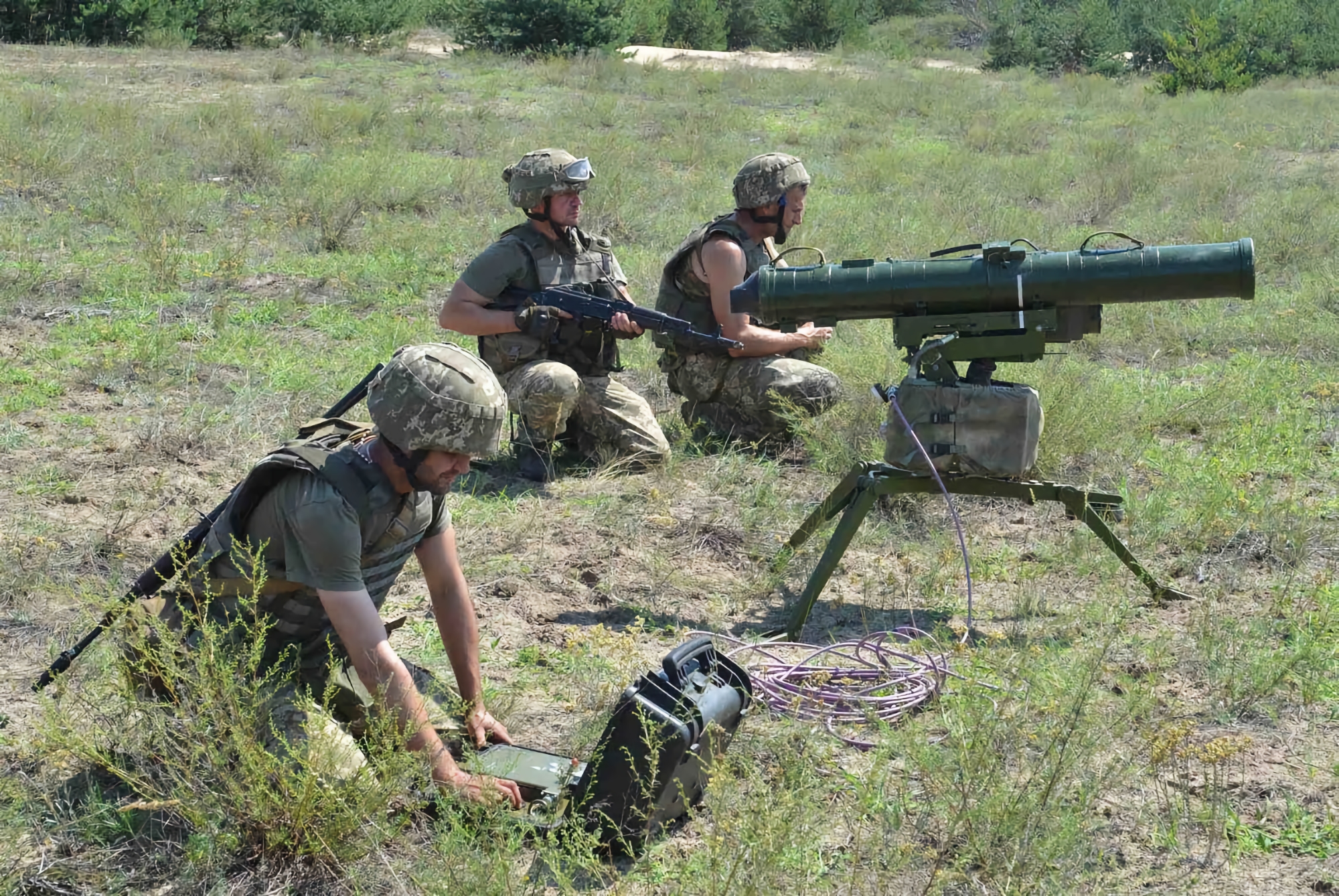 Las Fuerzas Armadas de Ucrania con la ayuda de ATGM "Stugna" destruyeron el equipo de mortero de Rashists (video) Las Fuerzas Armadas de Ucrania con la ayuda de ATGM "Stugna" destruyeron el equipo de mortero de Rashists (video)