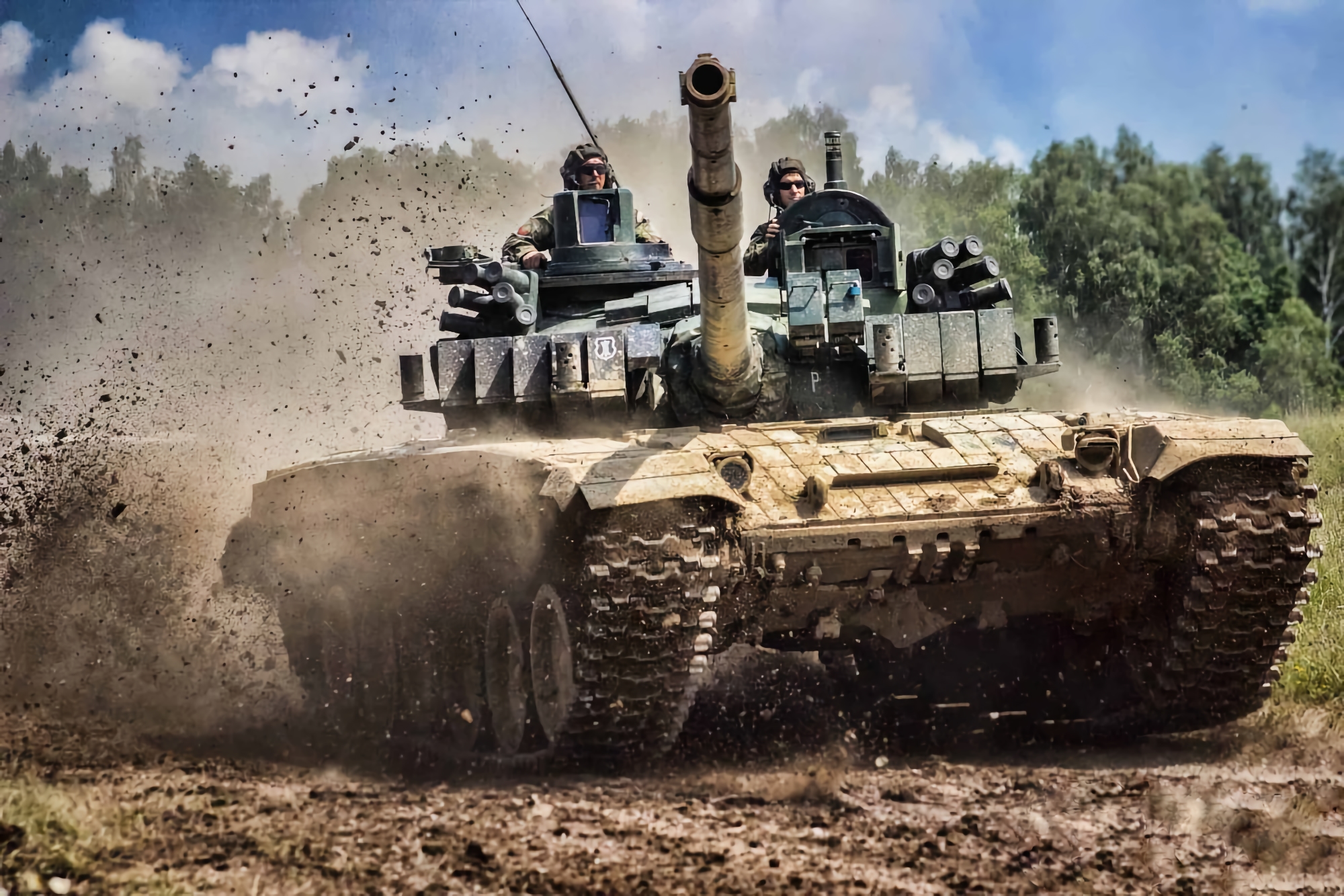 Los checos recaudaron 1.300.000 dólares para comprar el tanque T-72 Avenger para Ucrania, una versión mejorada del T-72 con blindaje mejorado y comunicaciones modernas Los checos recaudaron 1.300.000 dólares para comprar el tanque T-72 Avenger para Ucrania, una versión mejorada del T-72 con blindaje mejorado y comunicaciones modernas