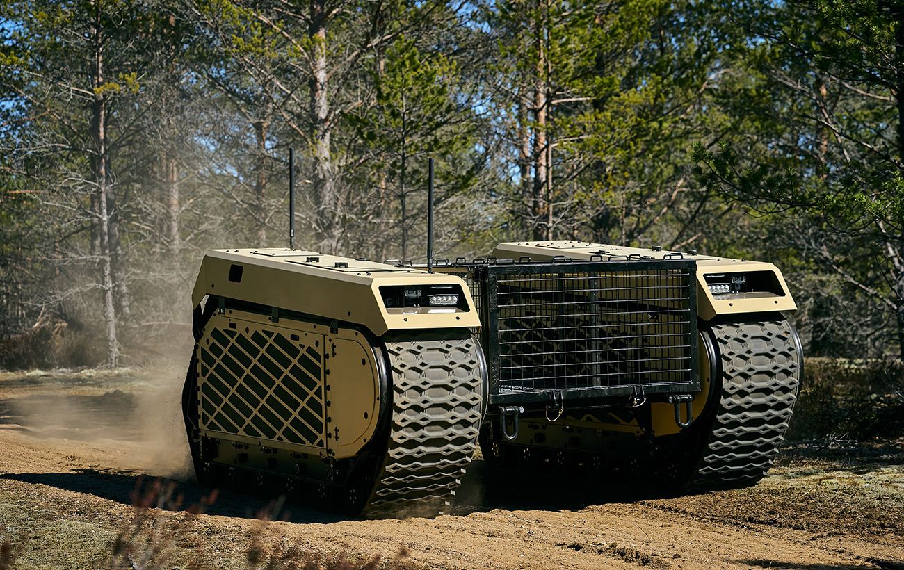 Krauss-Maffei Wegmann y Milrem Robotics transfieren a Ucrania 14 robots THeMIS, que pueden llevar armas al campo de batalla y transportar a los heridos Krauss-Maffei Wegmann y Milrem Robotics transfieren a Ucrania 14 robots THeMIS, que pueden llevar armas al campo de batalla y transportar a los heridos