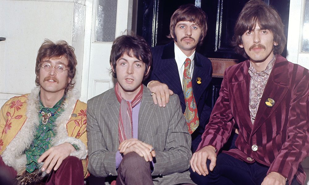 Los Beatles son nominados a los Grammy por la canción "Now and Then", creada por Paul McCartney con ayuda de la IA a partir de la maqueta de Lennon de 1978. Los Beatles son nominados a los Grammy por la canción "Now and Then", creada por Paul McCartney con ayuda de la IA a partir de la maqueta de Lennon de 1978.