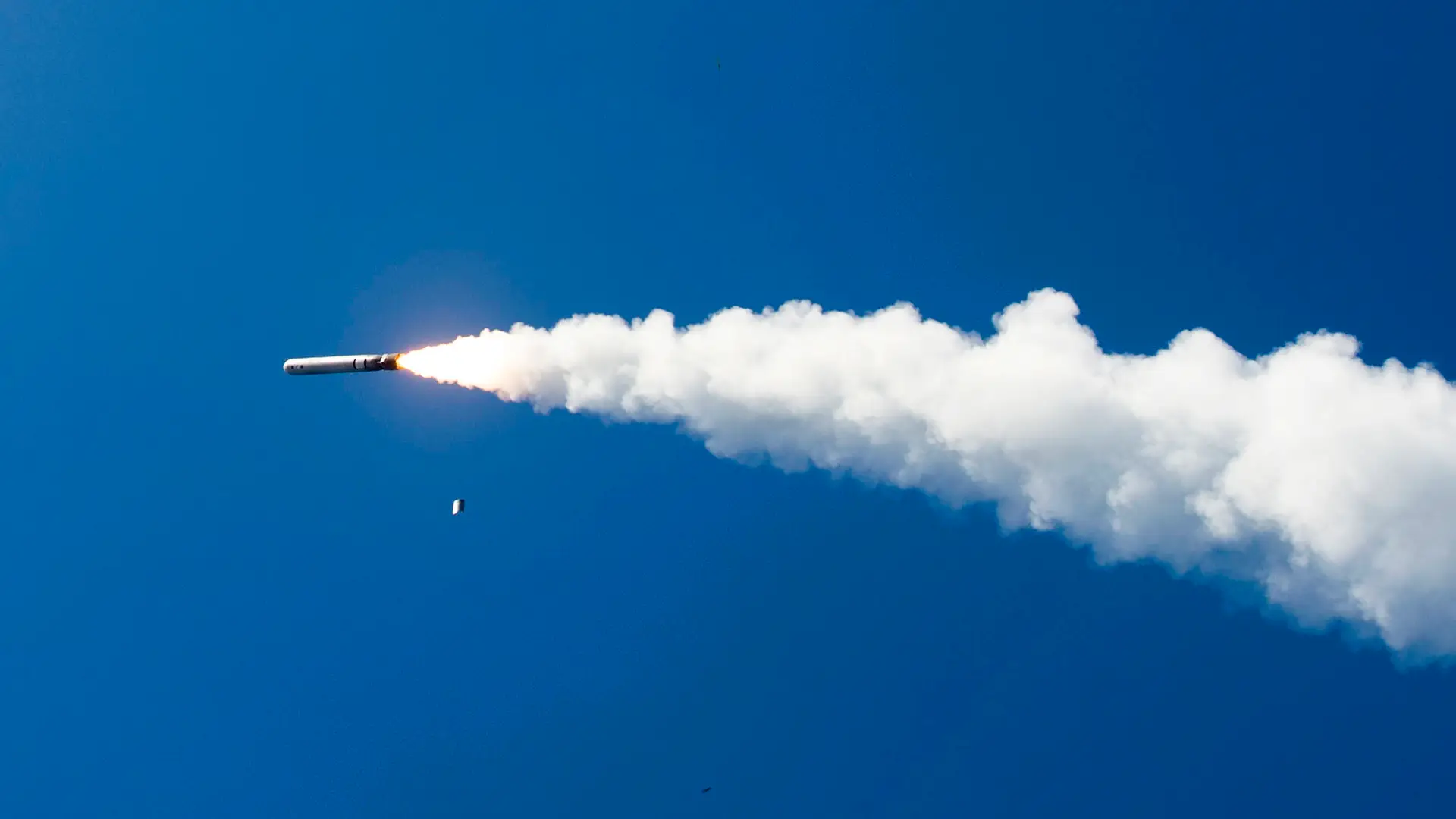 Lockheed Martin ha entregado al Ejército estadounidense su primer sistema de misiles Typhoon, que puede utilizar Tomahawk y SM-6 Lockheed Martin ha entregado al Ejército estadounidense su primer sistema de misiles Typhoon, que puede utilizar Tomahawk y SM-6