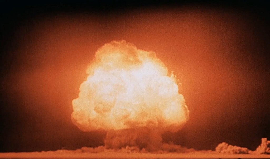 La lluvia radiactiva de la primera prueba humana de un arma nuclear se ha detectado en 46 estados de EE.UU., Canadá y México. La lluvia radiactiva de la primera prueba humana de un arma nuclear se ha detectado en 46 estados de EE.UU., Canadá y México.