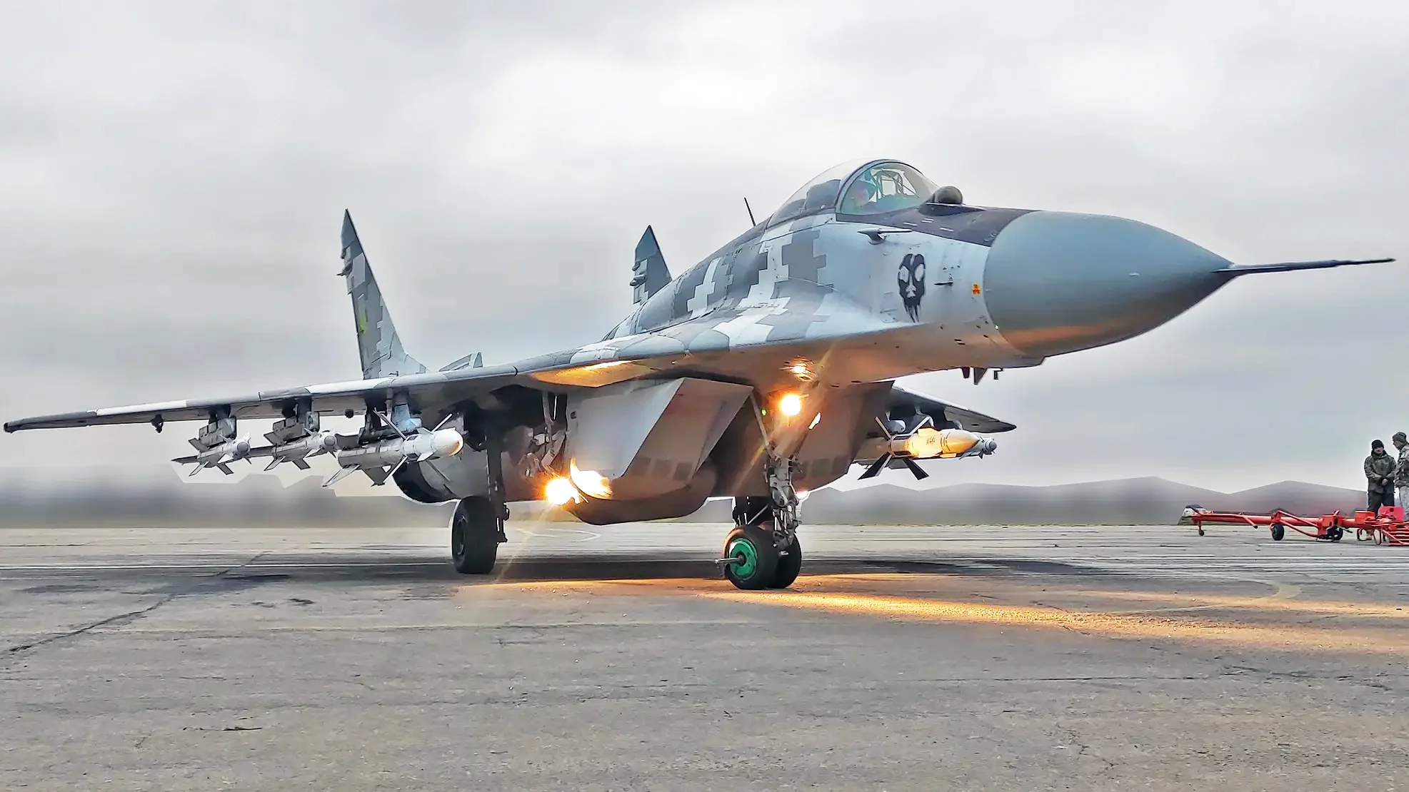 EEUU quiere armar cazas MiG-29 ucranianos con misiles guiados estadounidenses AIM-120 AMRAAM por valor de más de 1 millón de dólares EEUU quiere armar cazas MiG-29 ucranianos con misiles guiados estadounidenses AIM-120 AMRAAM por valor de más de 1 millón de dólares