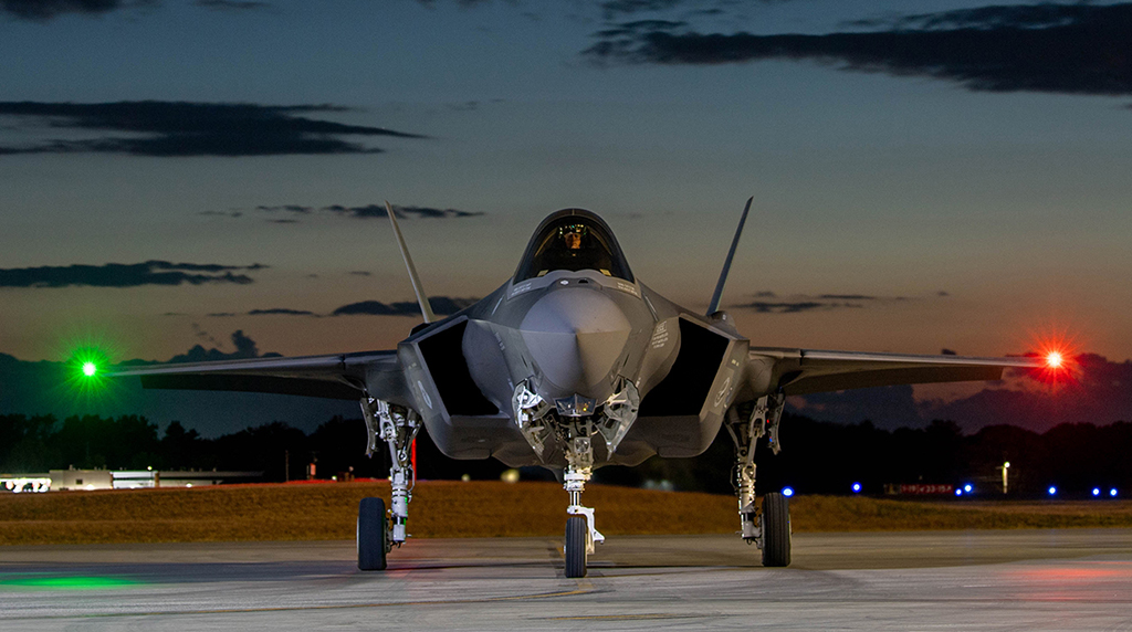 Alemania acogerá seis cazas estadounidenses de quinta generación F-35 Lightning II para su familiarización y el ejercicio Air Defender 2023 Alemania acogerá seis cazas estadounidenses de quinta generación F-35 Lightning II para su familiarización y el ejercicio Air Defender 2023