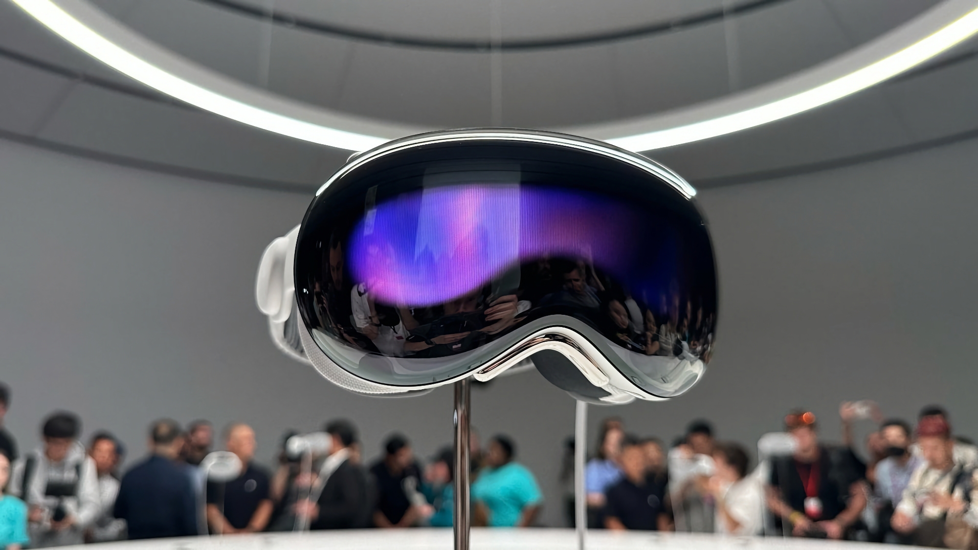 Ming-Chi Kuo: Apple vendió entre 160.000 y 180.000 unidades del Vision Pro en los primeros días de pedidos anticipados Ming-Chi Kuo: Apple vendió entre 160.000 y 180.000 unidades del Vision Pro en los primeros días de pedidos anticipados