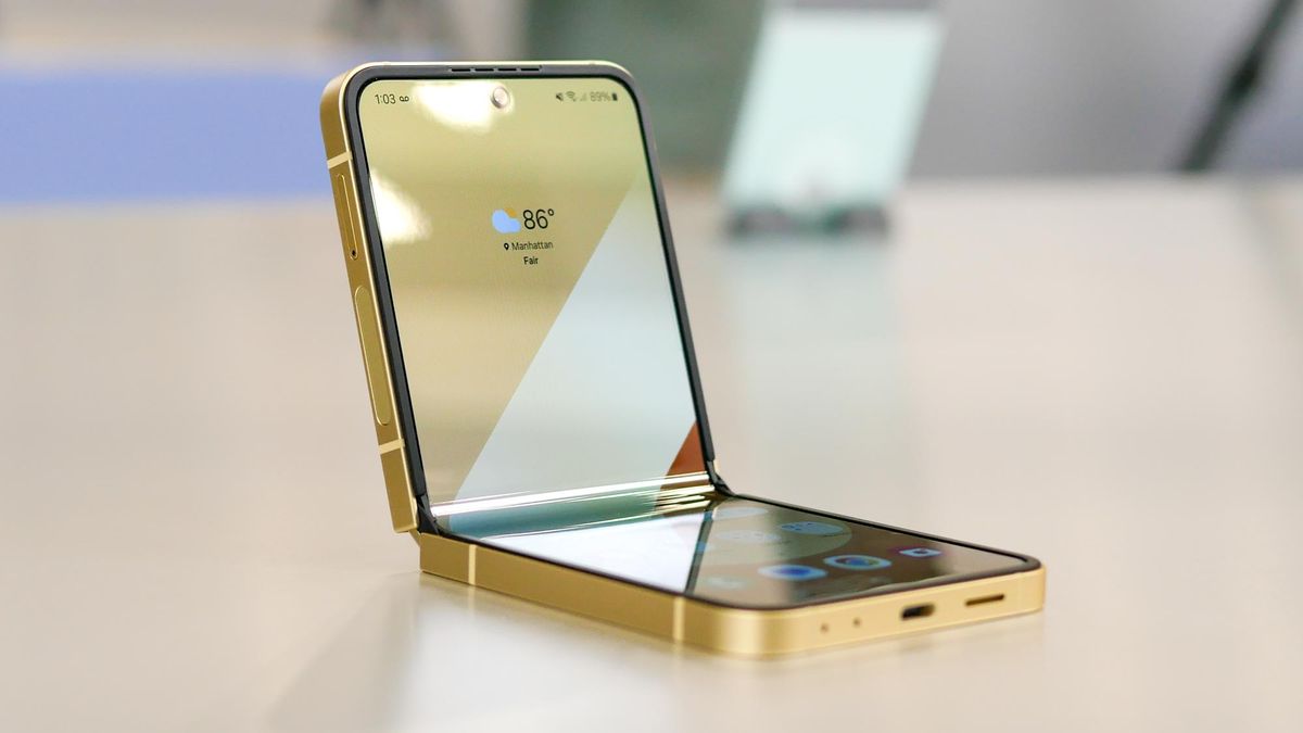 Samsung obtiene soporte para pantallas plegables con nuevos centros de reparación en Corea Samsung amplía la red de centros de servicio para propietarios de teléfonos inteligentes plegables en Corea