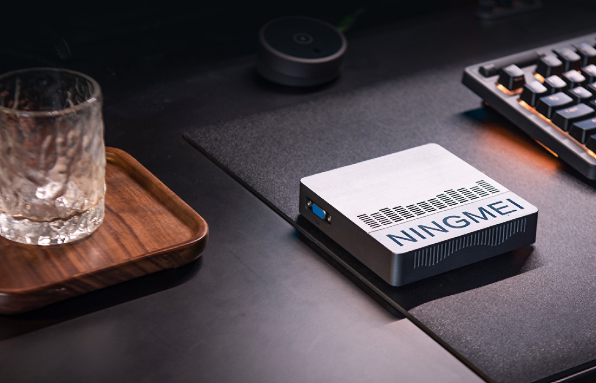 Xiaomi presentó el Ningmei Mini Computer CR80: un mini PC con chip de cuatro núcleos, SSD de hasta 256 GB y un peso de 250 g Xiaomi presentó el Ningmei Mini Computer CR80: un mini PC con chip de cuatro núcleos, SSD de hasta 256 GB y un peso de 250 g