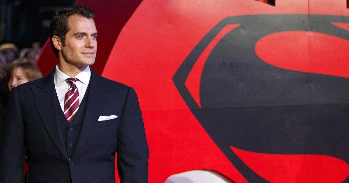 El director de "Kick-Ass" Matthew Vaughn cree que Henry Cavill debería interpretar al Superman de la URSS en la adaptación al cómic de "Red Son"