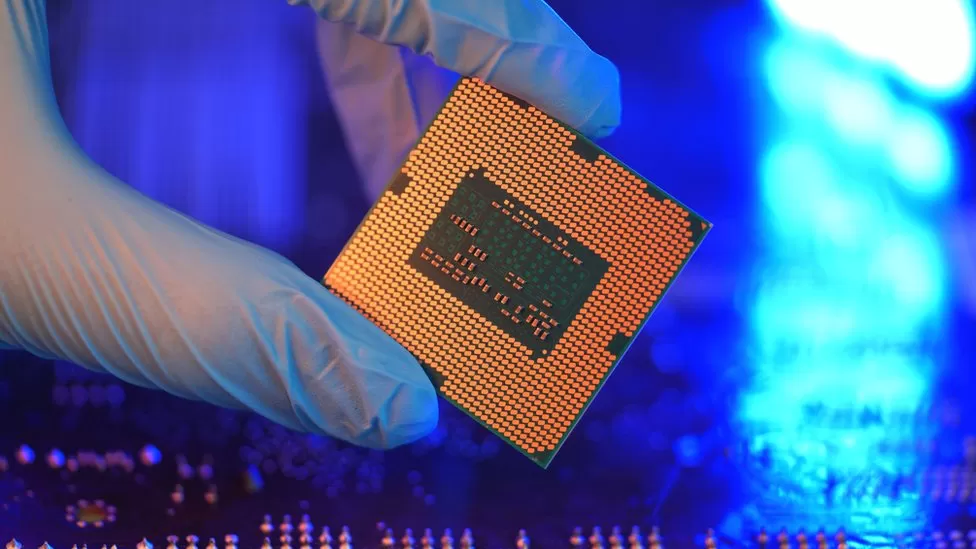 China restringe las exportaciones de materiales clave para chips informáticos China restringe las exportaciones de materiales clave para chips informáticos
