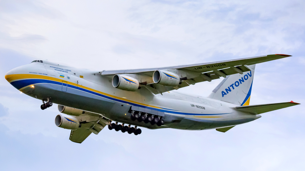 El icónico AN-124 Ruslan en la ilustración: belleza técnica en detalle Una vista fotorrealista del poderoso An-124 Ruslan en todo su esplendor