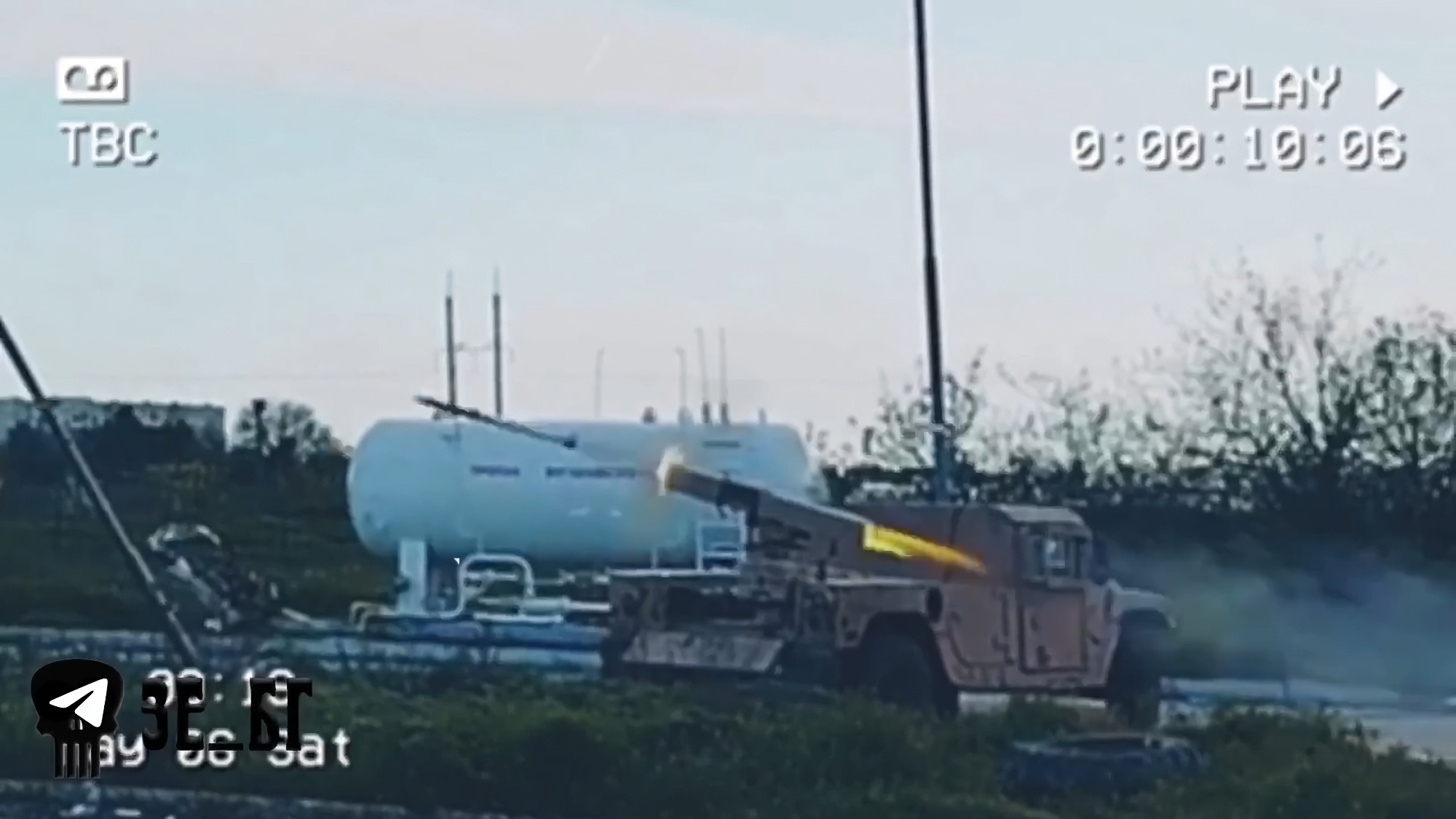 Las AFU muestran cómo utilizar APKWS basados en HMMWV con misiles guiados por láser Hydra 70 Las AFU muestran cómo utilizar APKWS basados en HMMWV con misiles guiados por láser Hydra 70